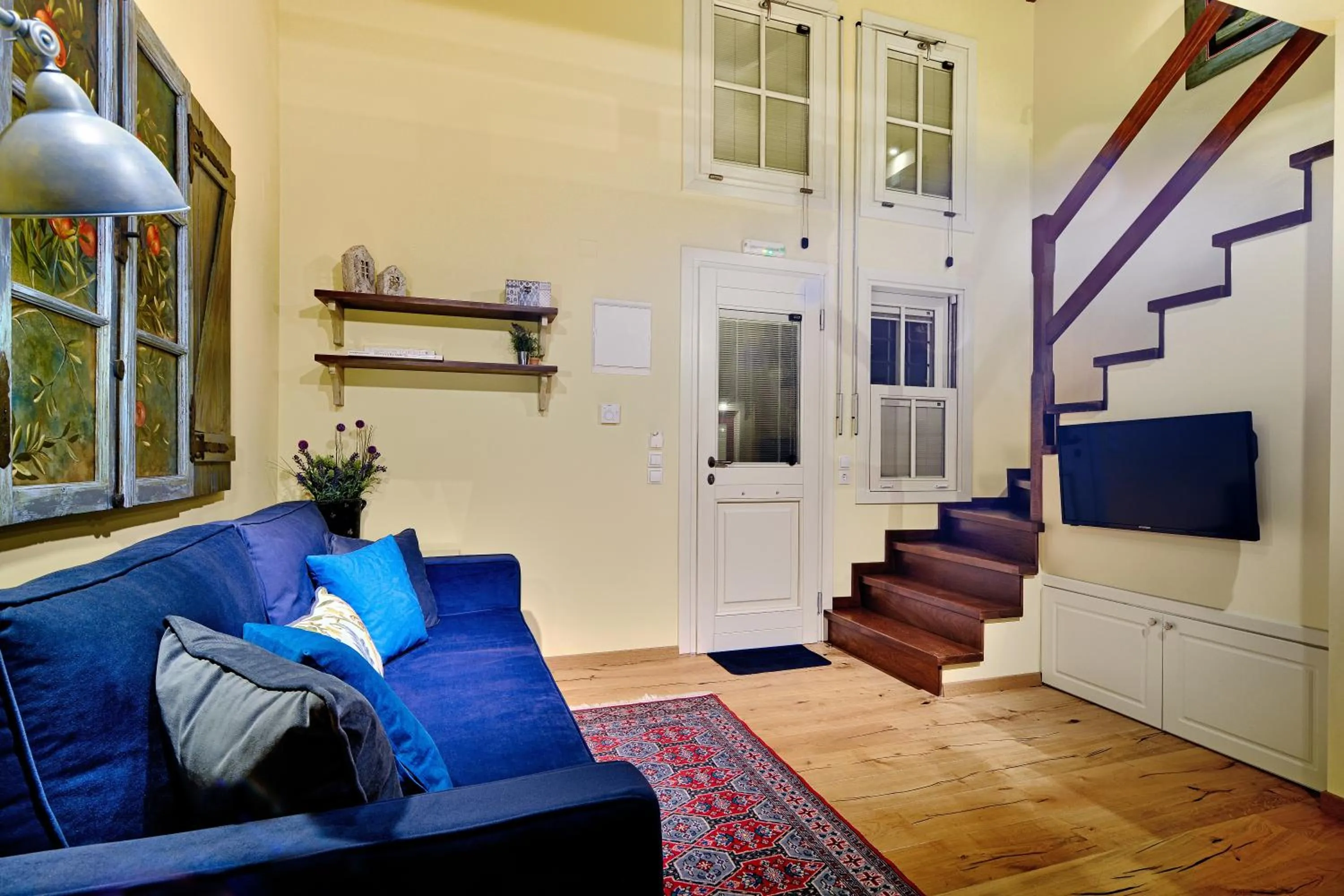 TV and multimedia in Hotel Antique