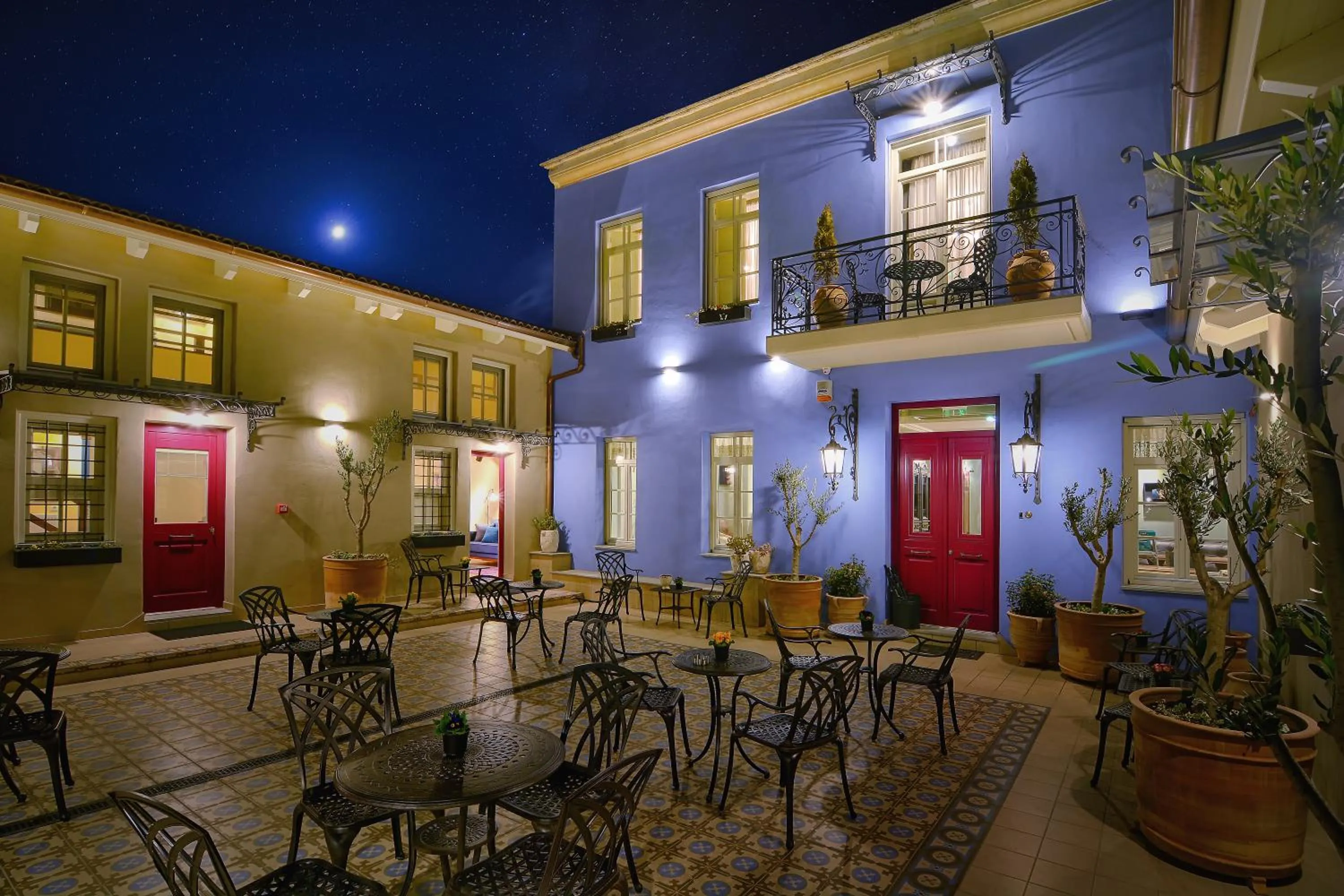 Patio in Hotel Antique