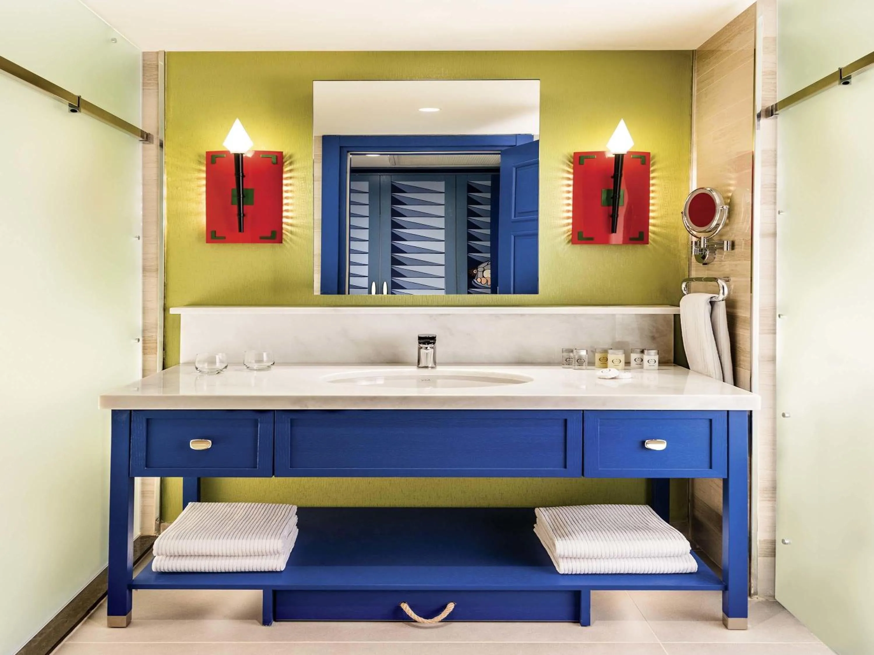 Bedroom, Bed in The Land Of Legends Kingdom Hotel - All-in Concept