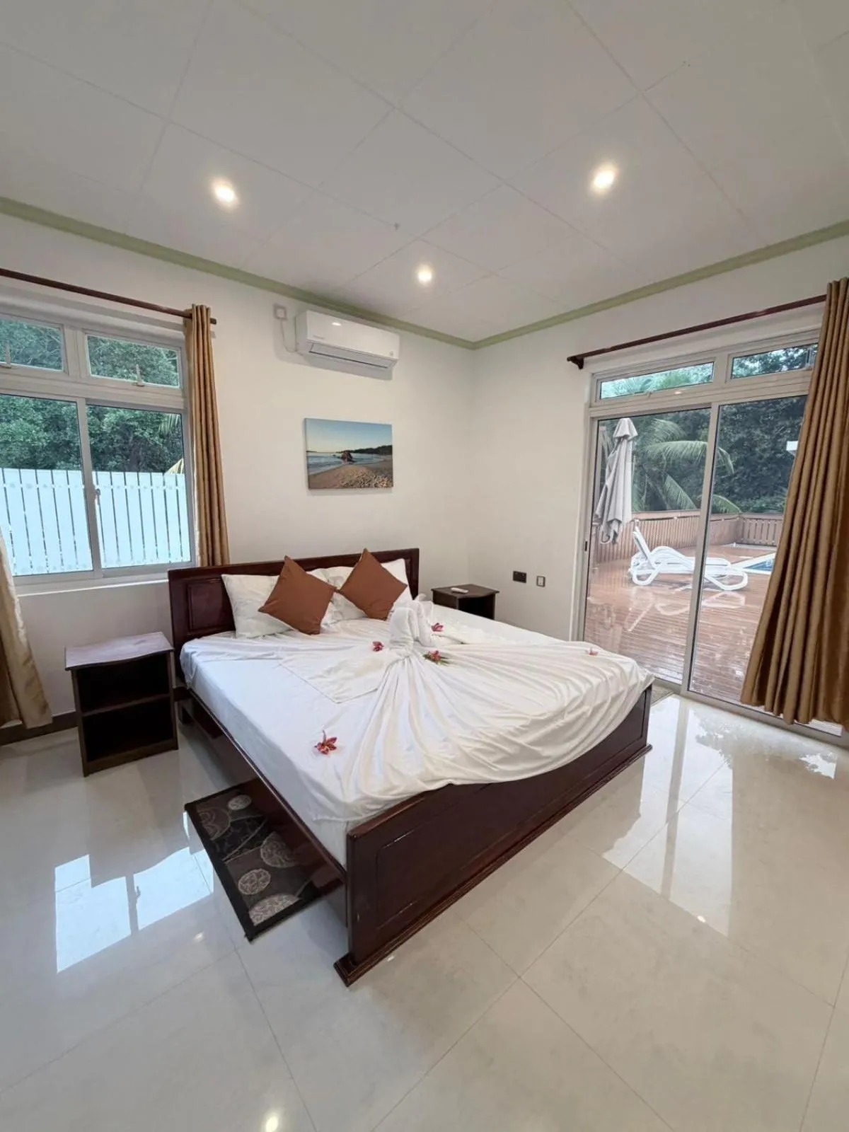 Bed in Wyn Villa