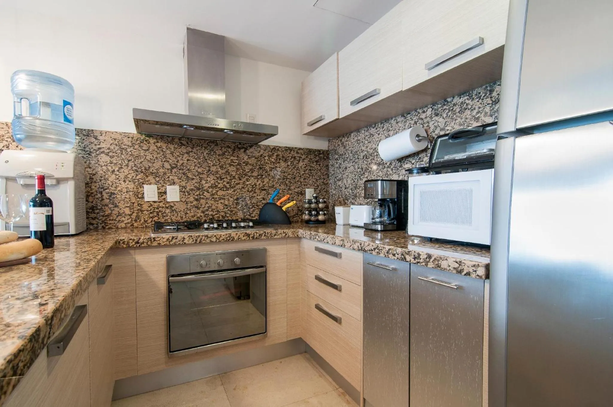 Kitchen or kitchenette in Luxurious & Central Condo In Playa Steps From The Beach