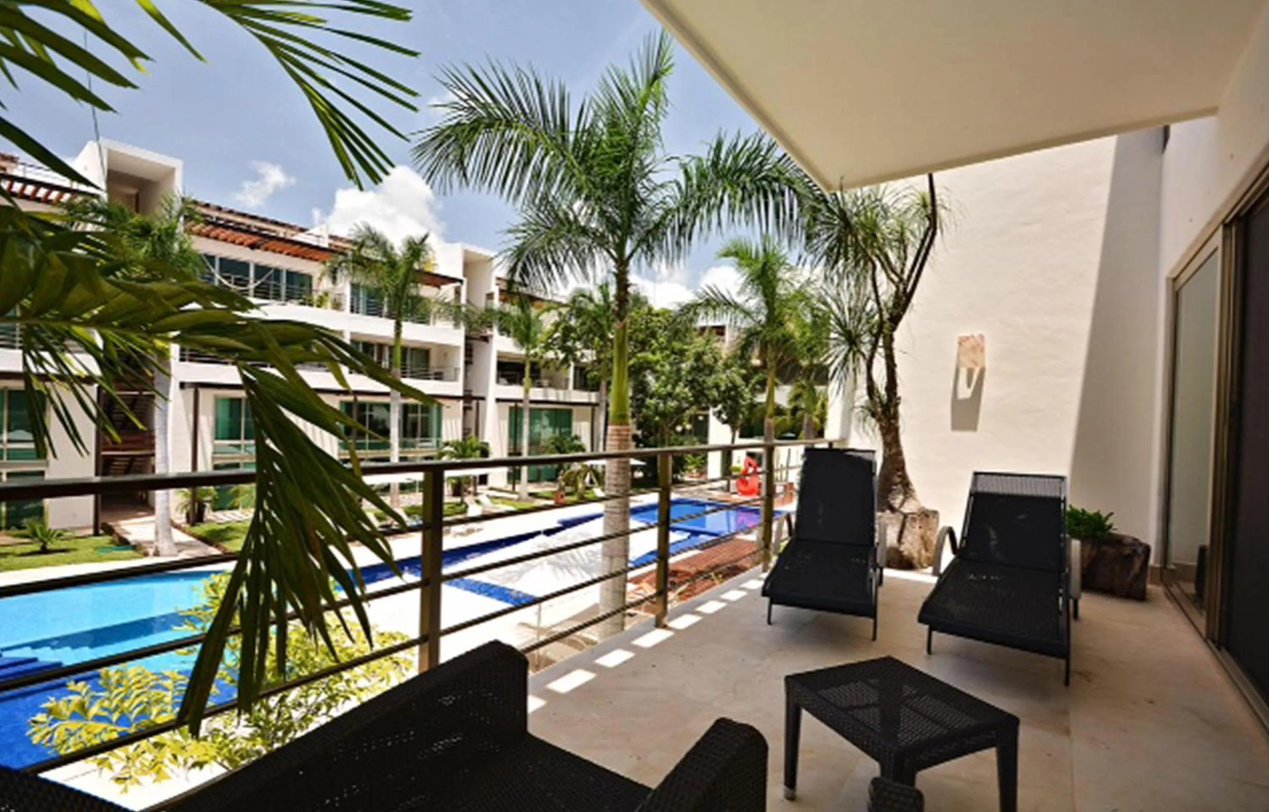 Balcony/Terrace in Luxurious & Central Condo In Playa Steps From The Beach