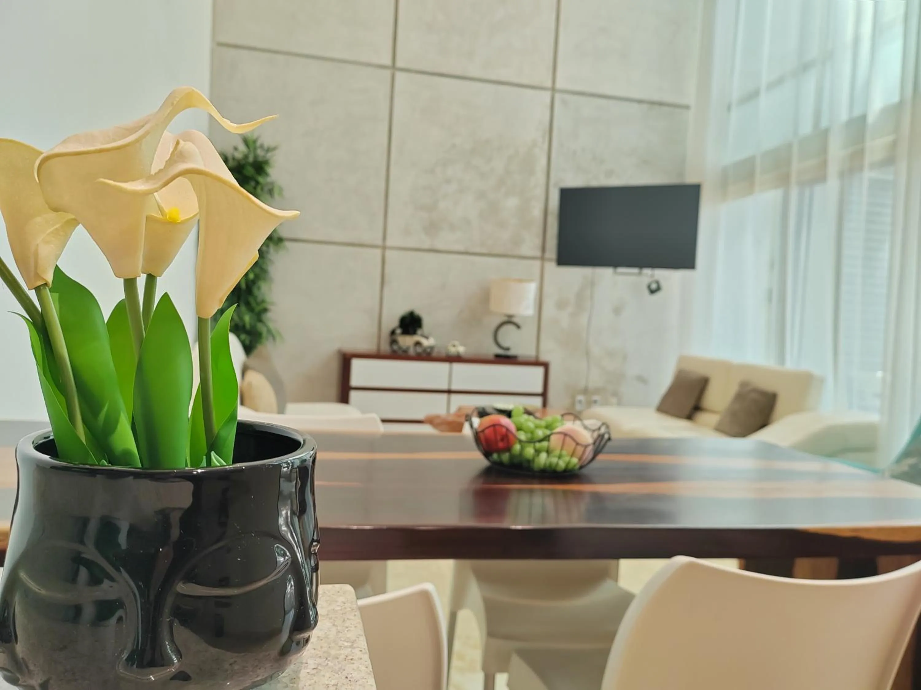 Living room in Luxurious & Central Condo In Playa Steps From The Beach