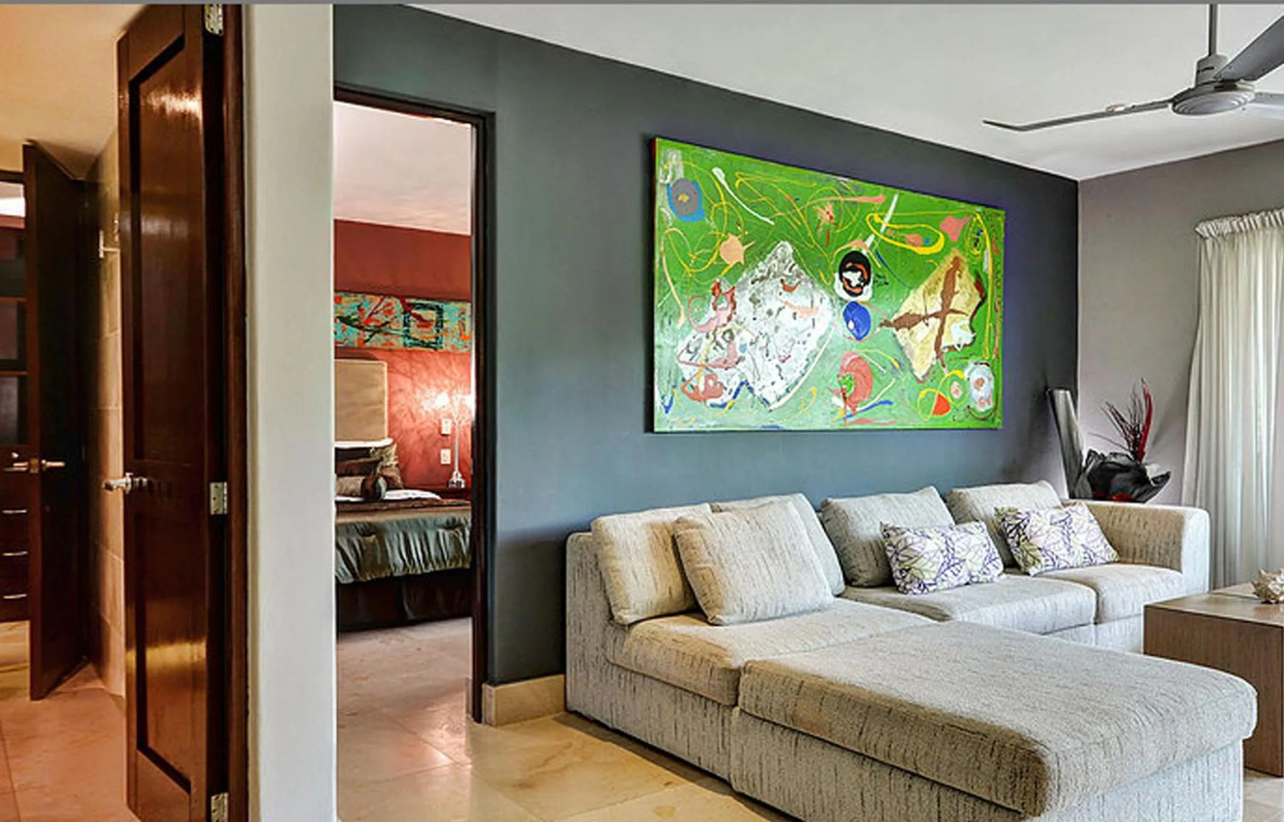 Living room in Luxurious & Central Condo In Playa Steps From The Beach