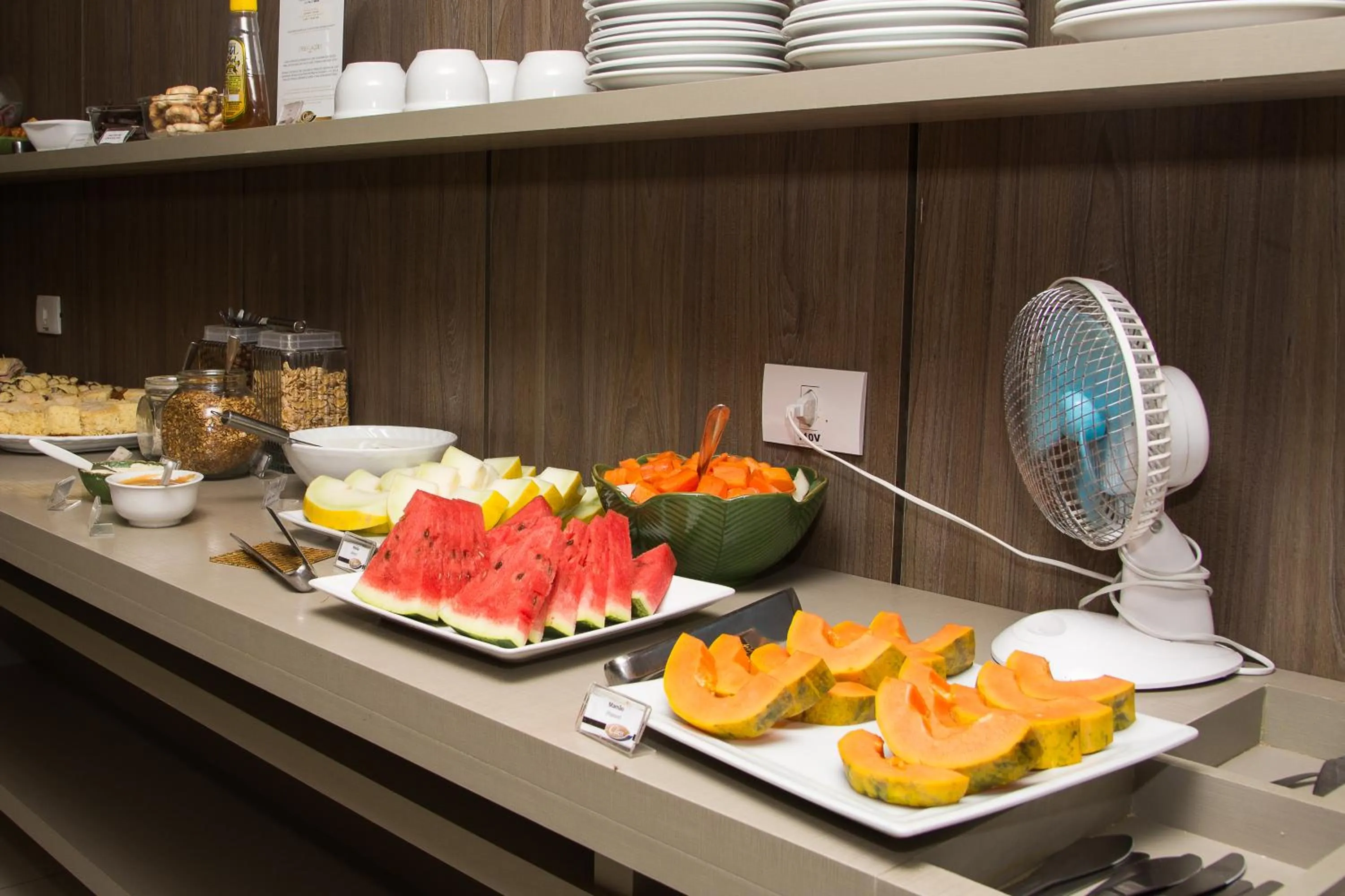 Buffet breakfast in Class Hotel Rio Claro