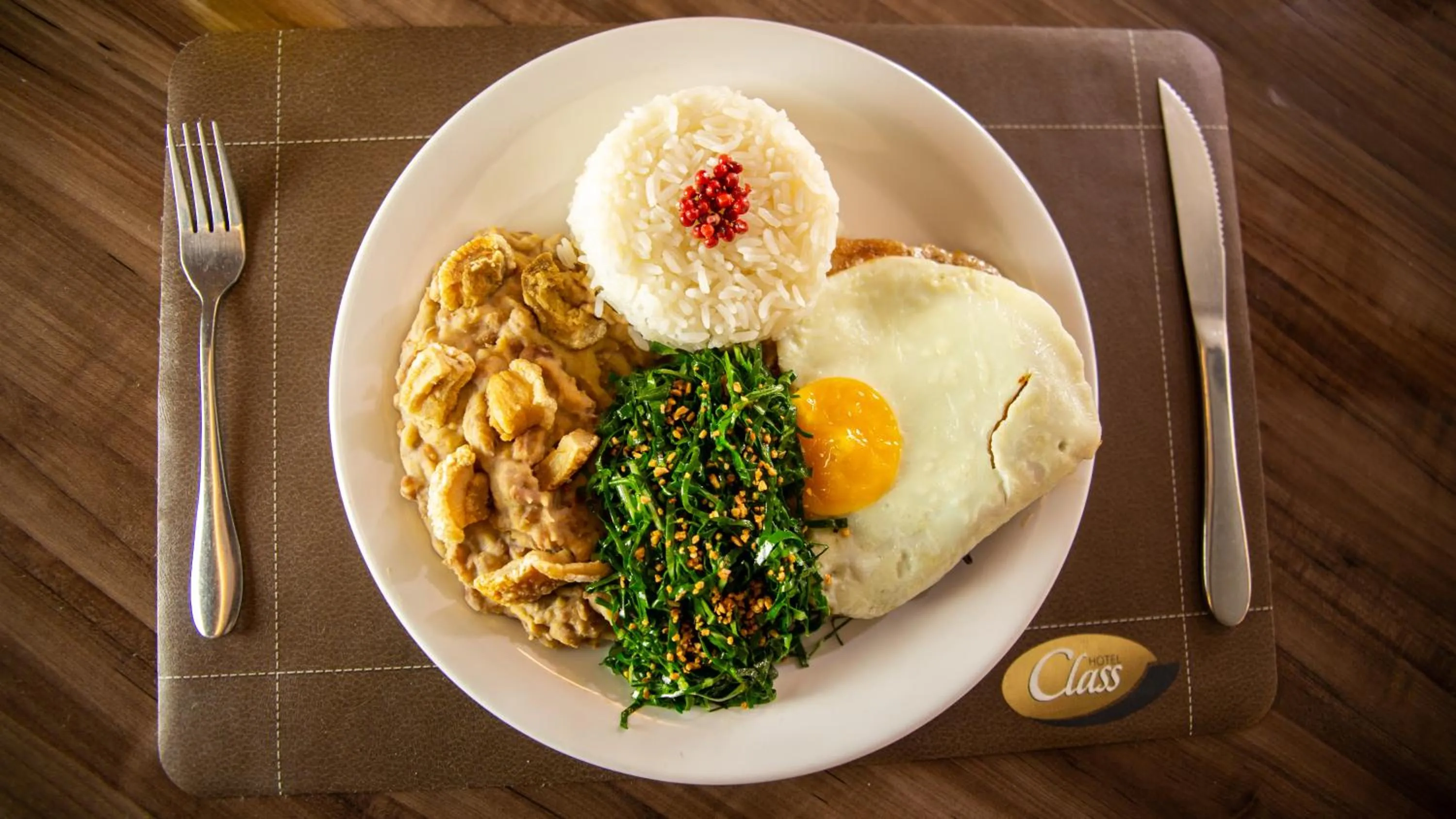 Food in Class Hotel Rio Claro