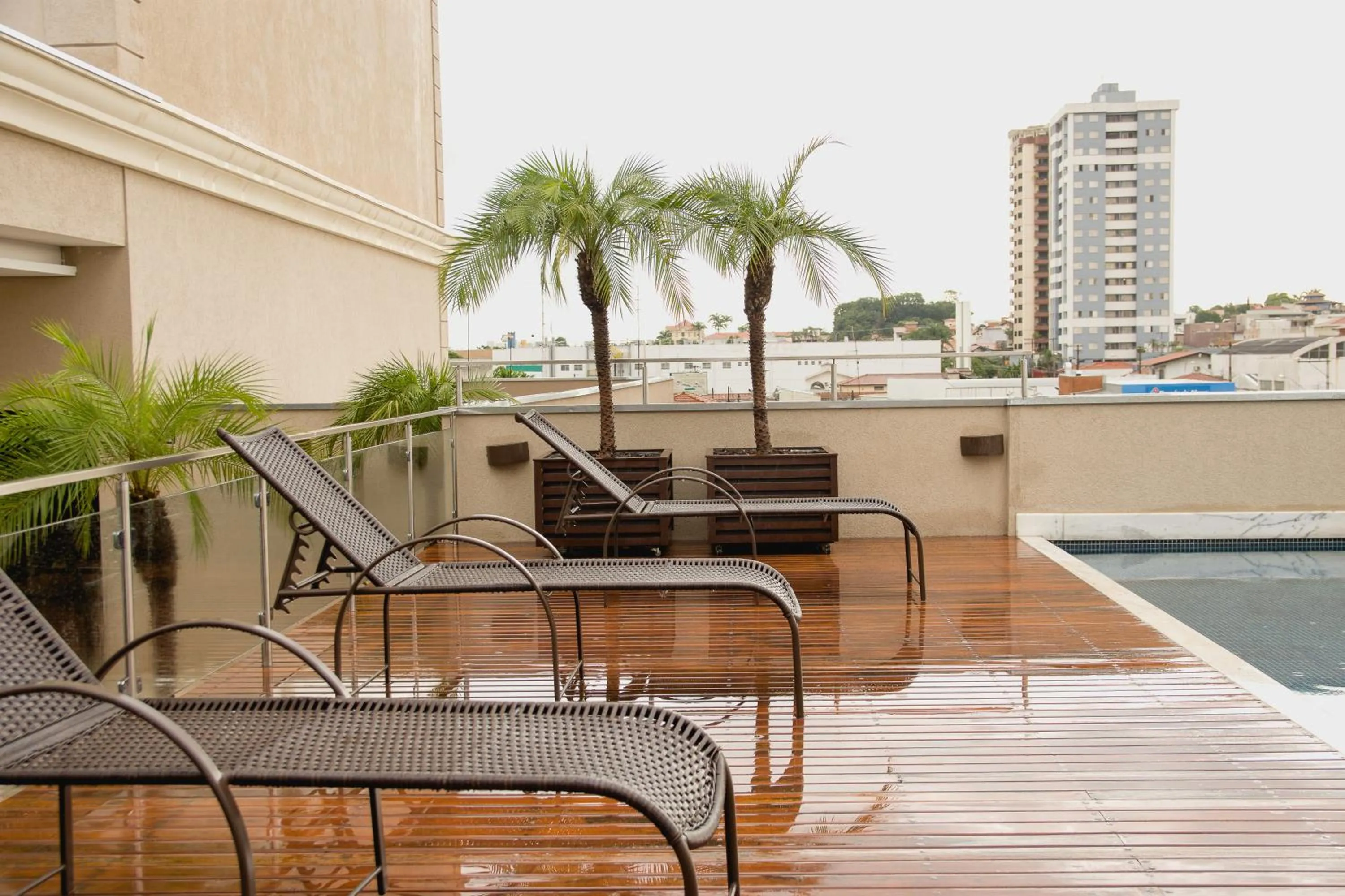 Swimming pool in Class Hotel Rio Claro