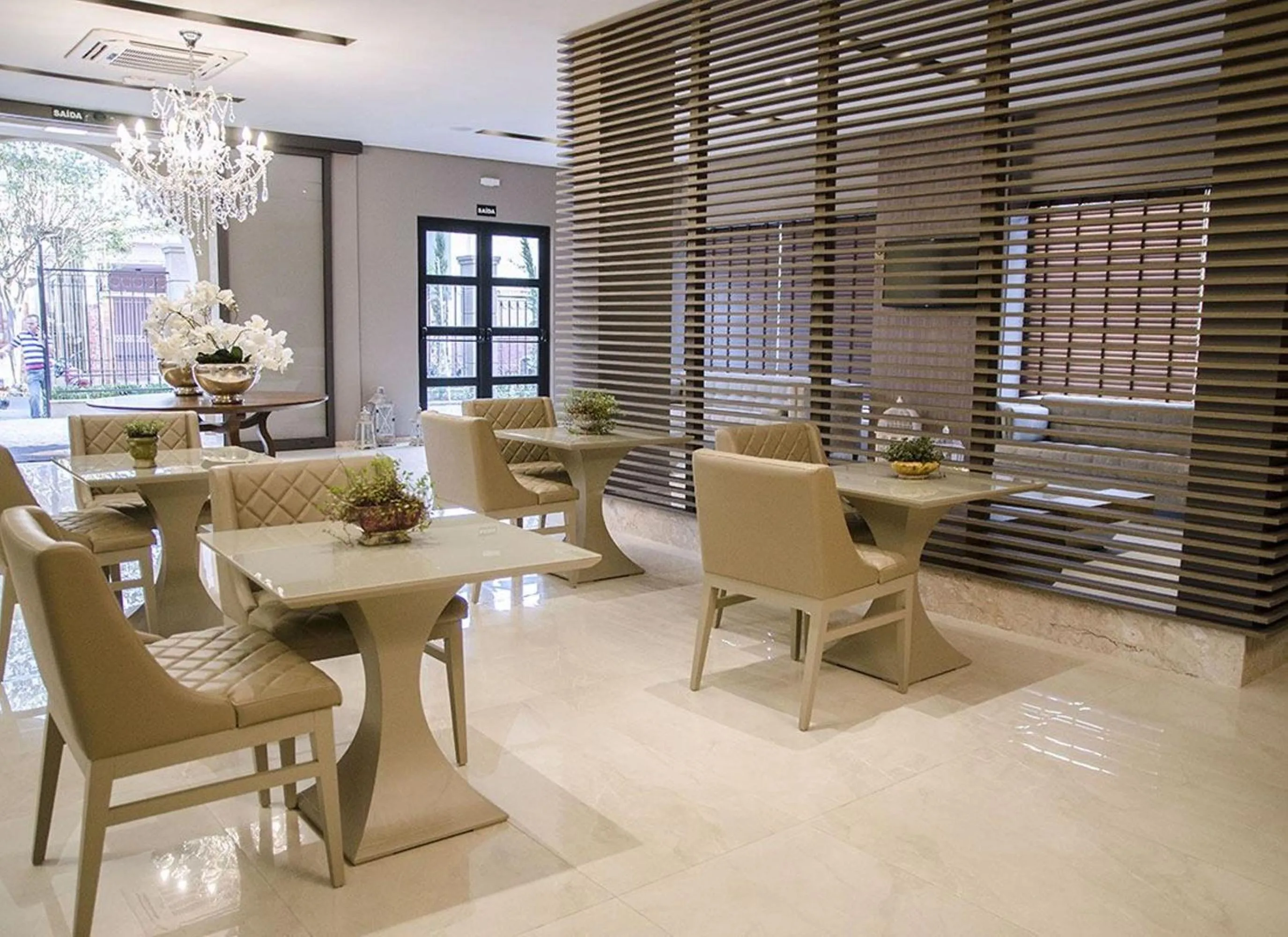 Communal lounge/ TV room in Class Hotel Rio Claro