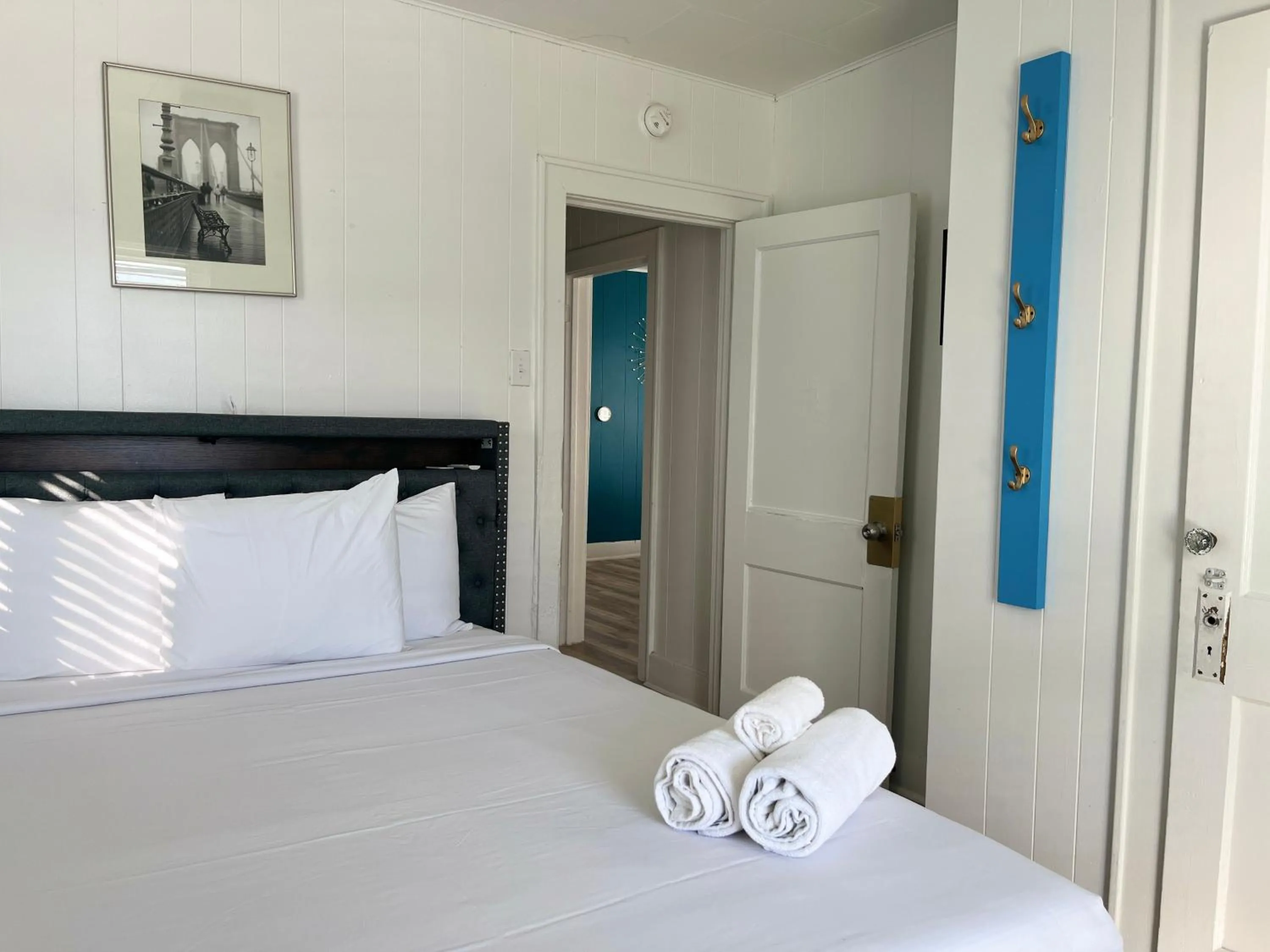 Bed in The Vibes Hotel, Trademark Collection by Wyndham