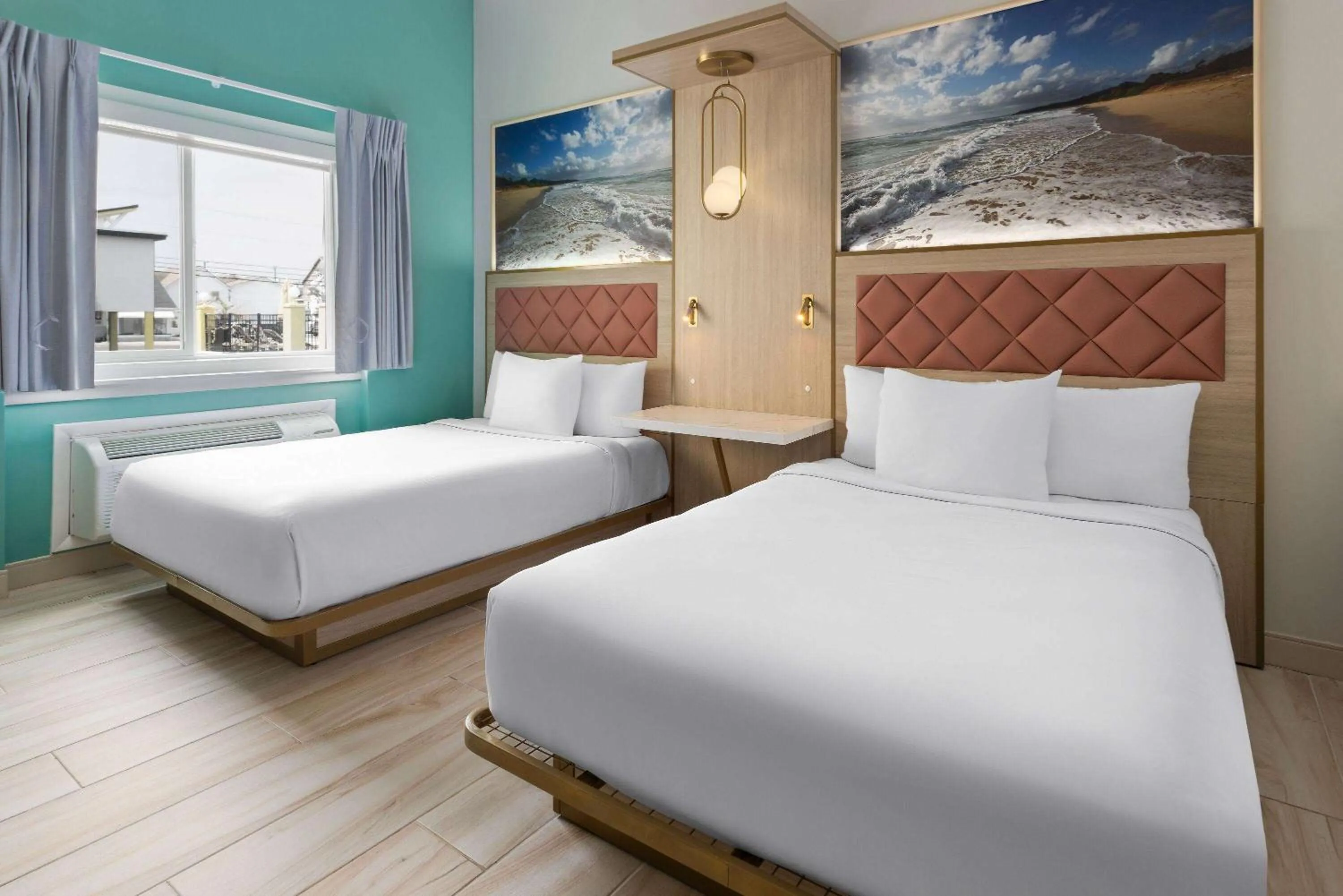 Photo of the whole room, Bed in The Vibes Hotel, Trademark Collection by Wyndham