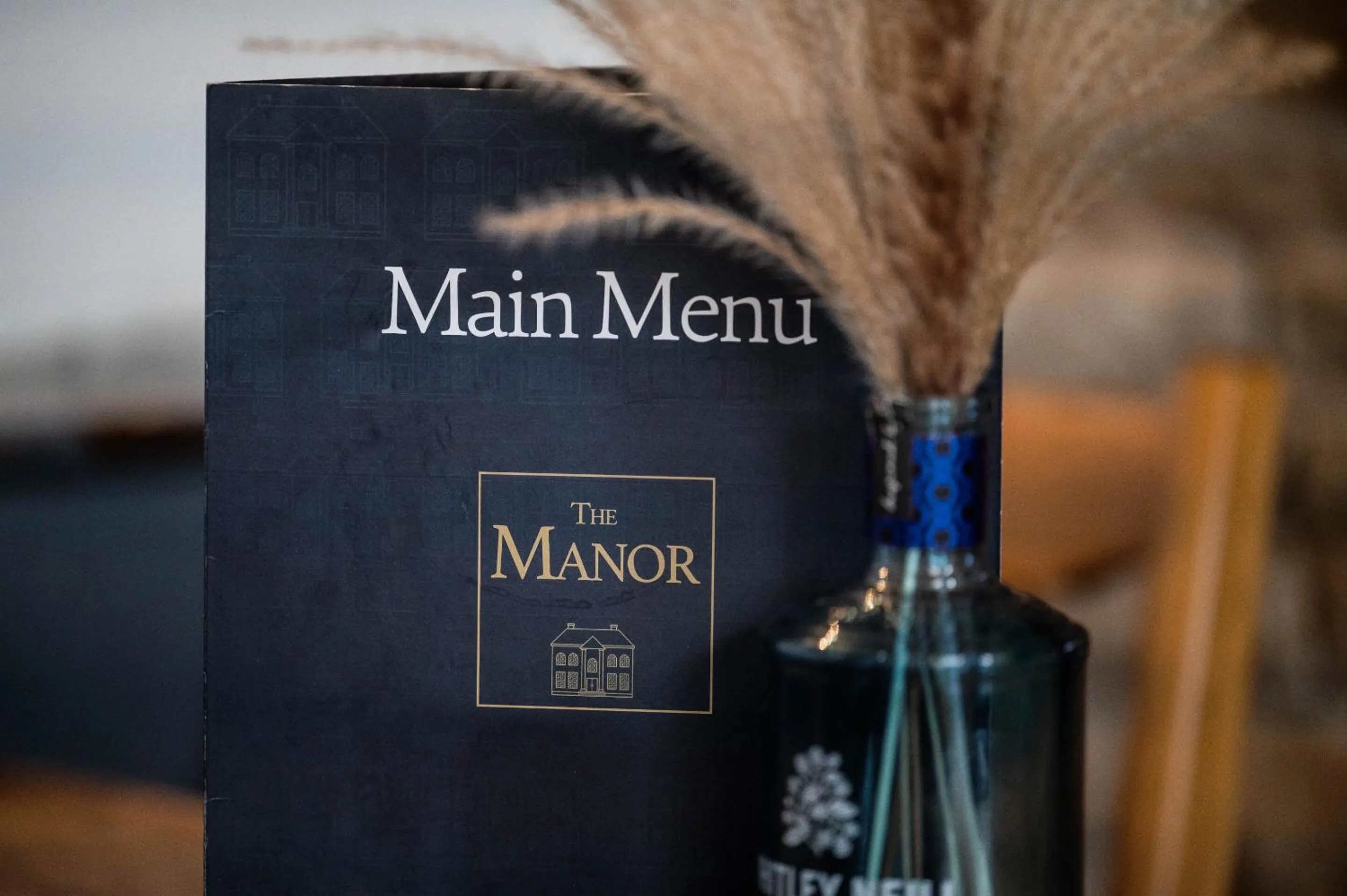 Food and drinks in The Manor