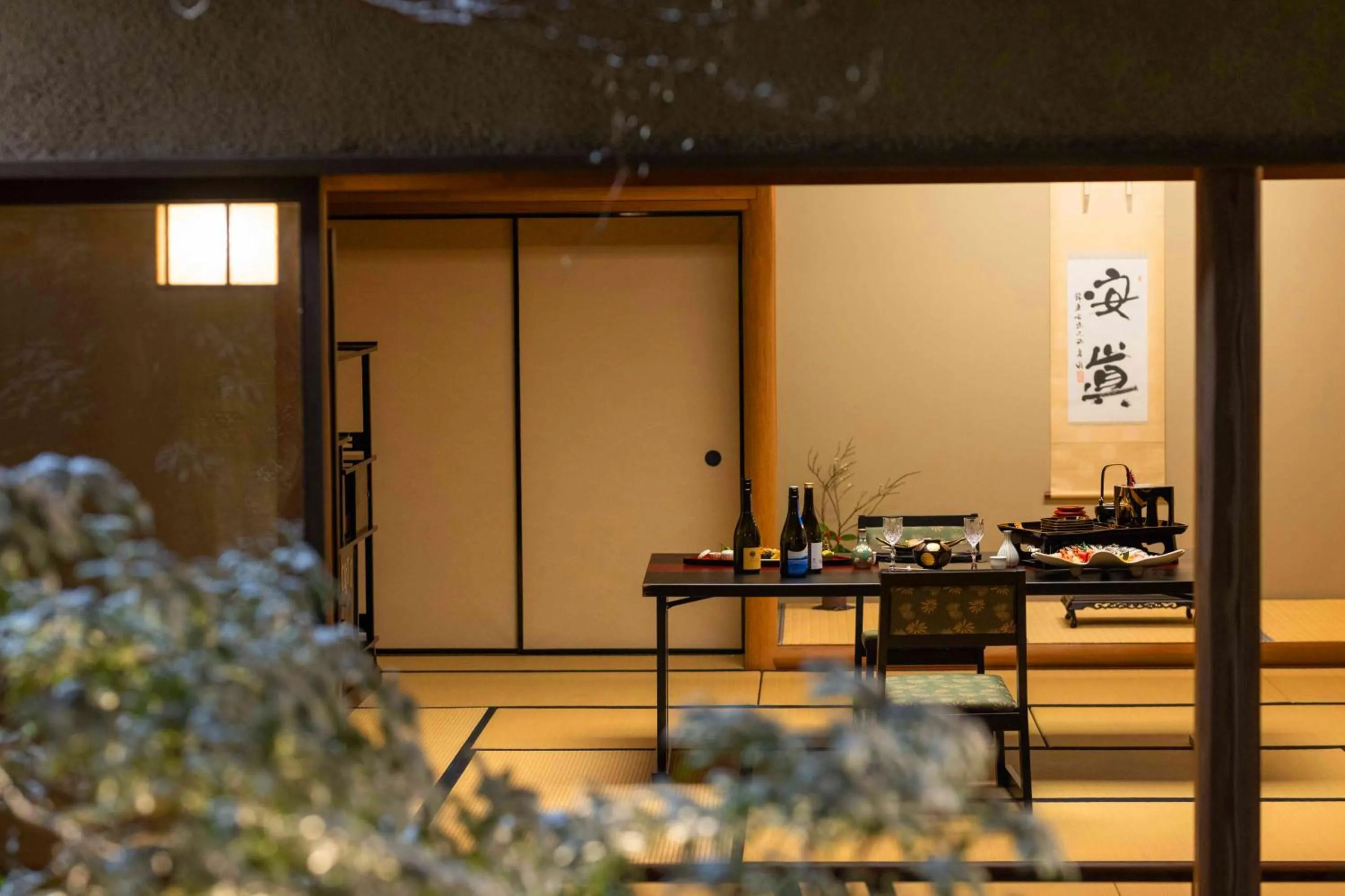 Food in UNZEN HANZUIRYO by Onko Chishin