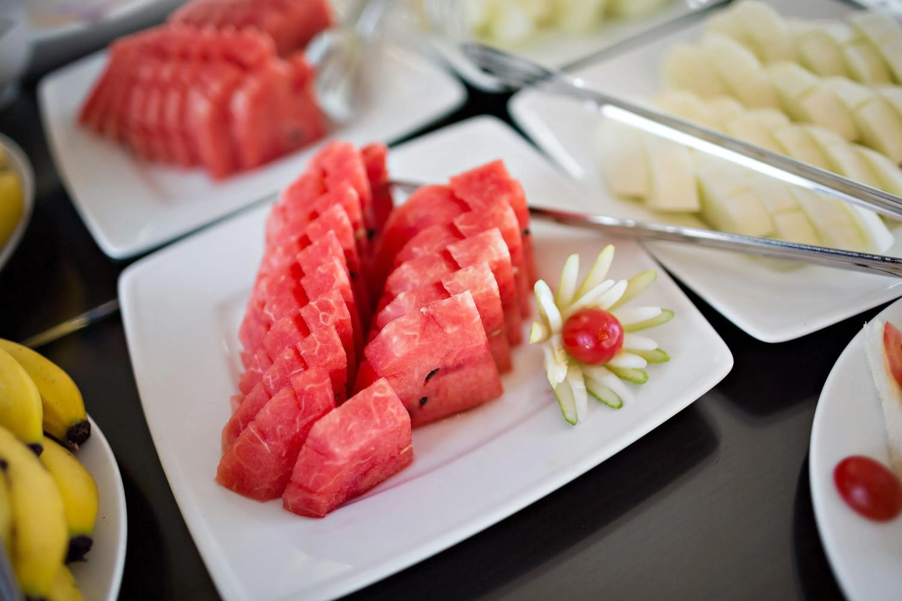 Food and drinks in Golden Moon Suite Hotel & Travel