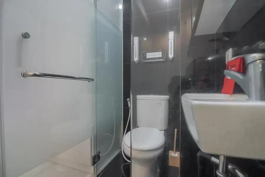 RedDoorz Plus near Parahyangan University