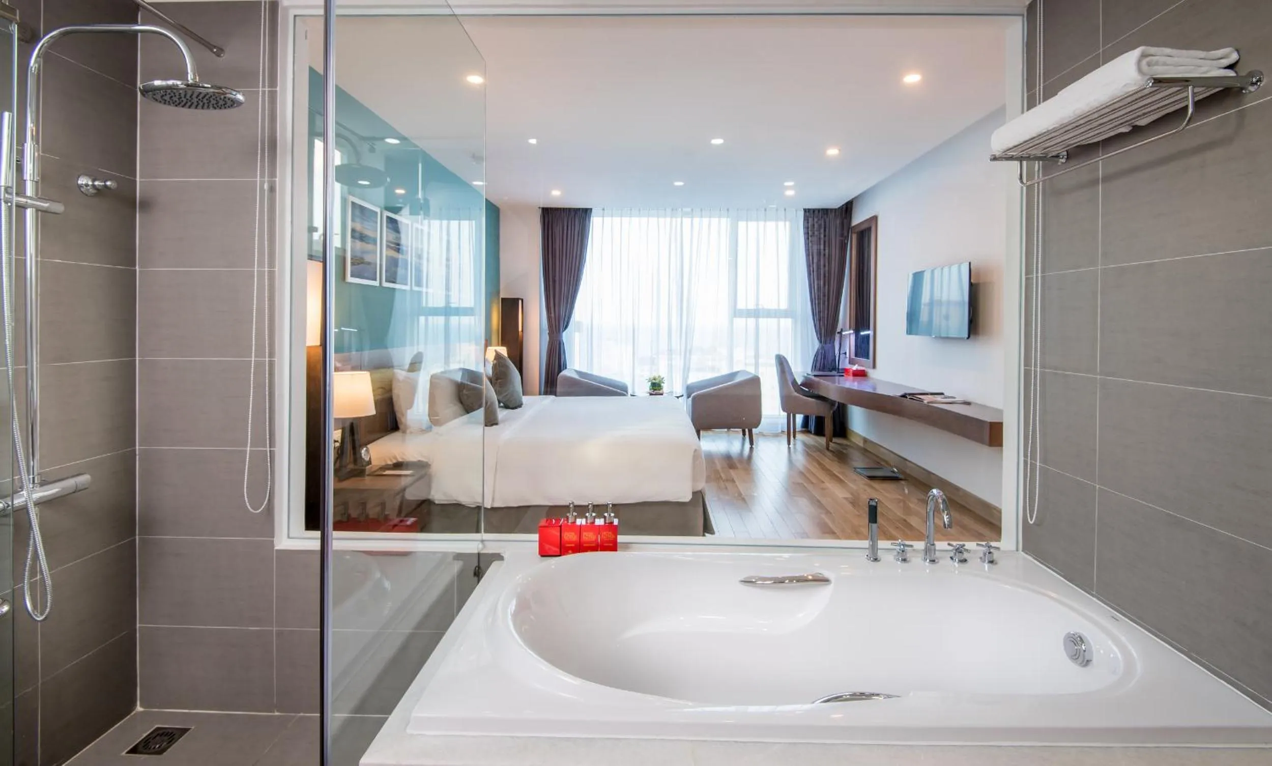 Bathroom in Royal Lotus Hotel Danang