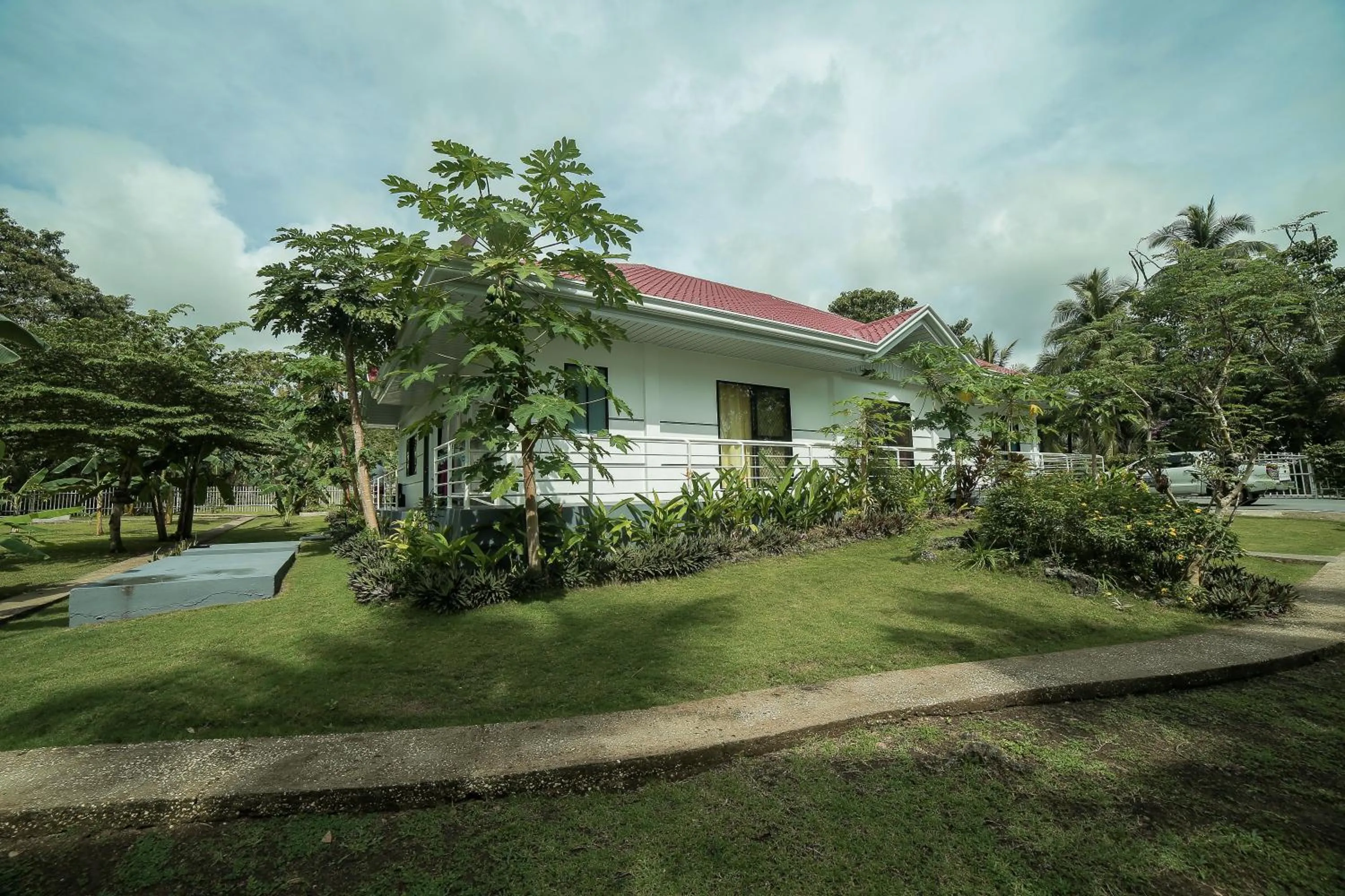 Property building in Bohol White House Bed & Breakfast