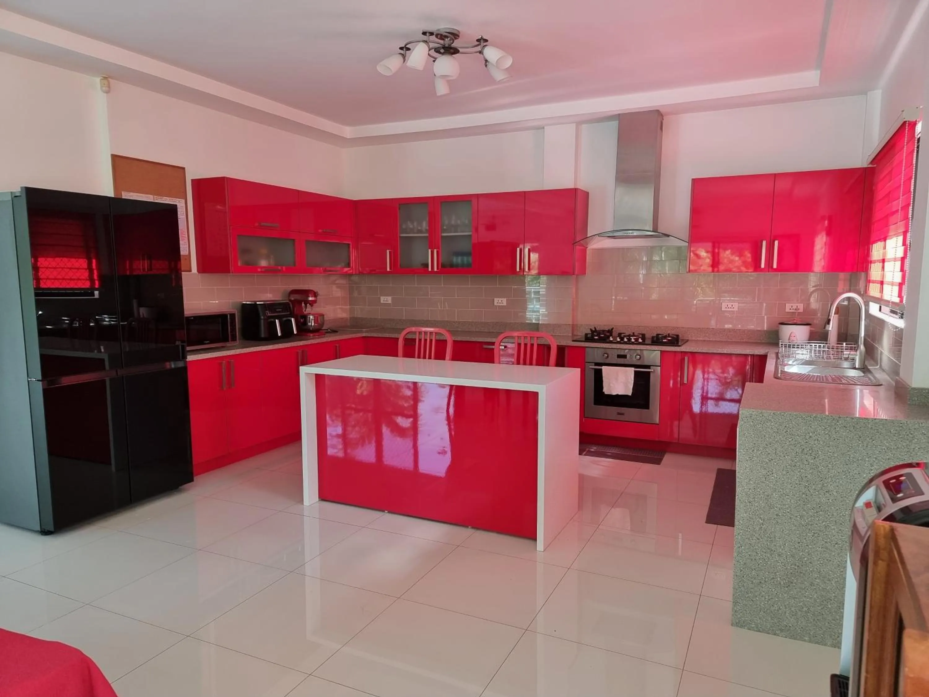 Property building in Bohol White House Bed & Breakfast