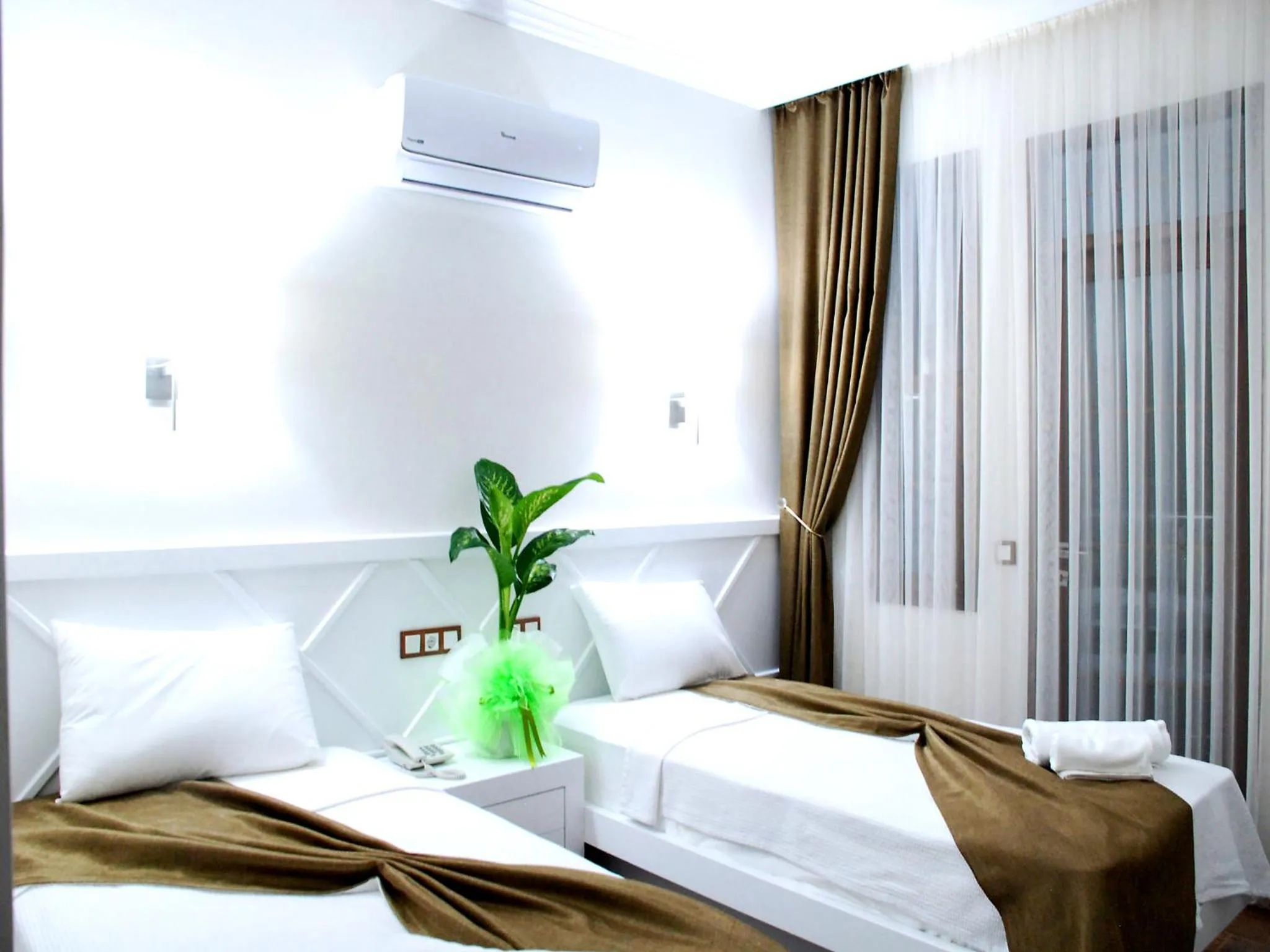 Photo of the whole room in Elegance Hotel Kemer