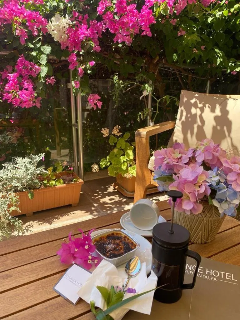 Patio in Elegance Hotel Kemer