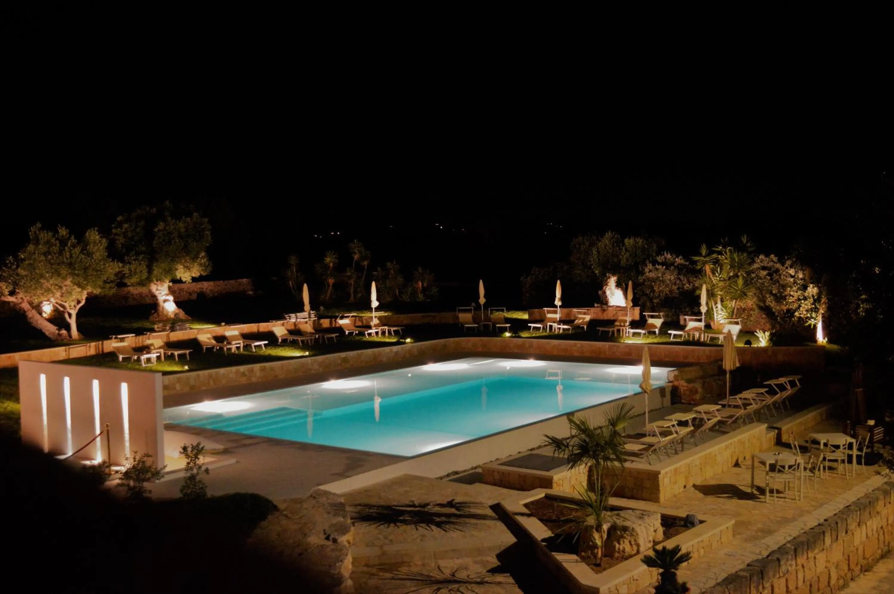 Swimming pool in Masseria Torrepietra