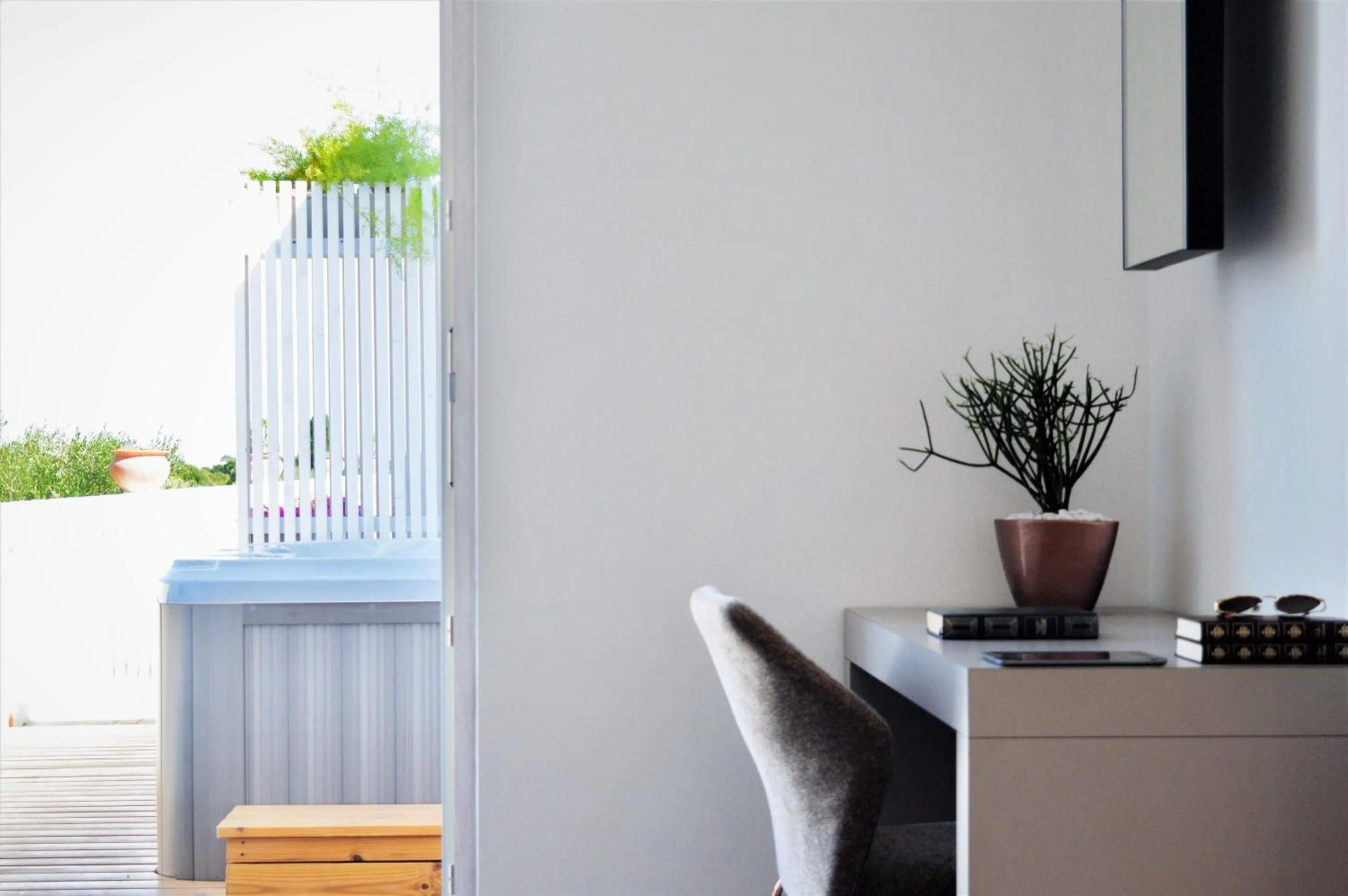Decorative detail in Masseria Torrepietra
