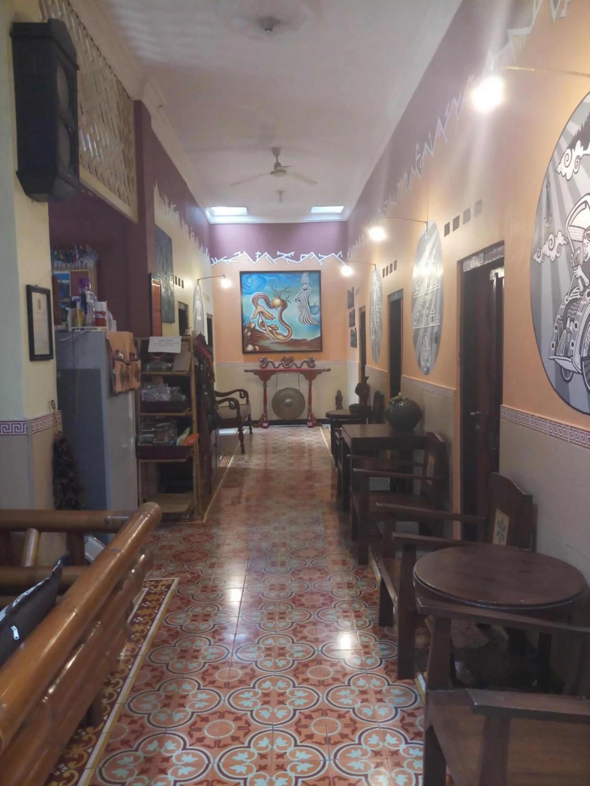 Seating area in Losmen Setia Kawan