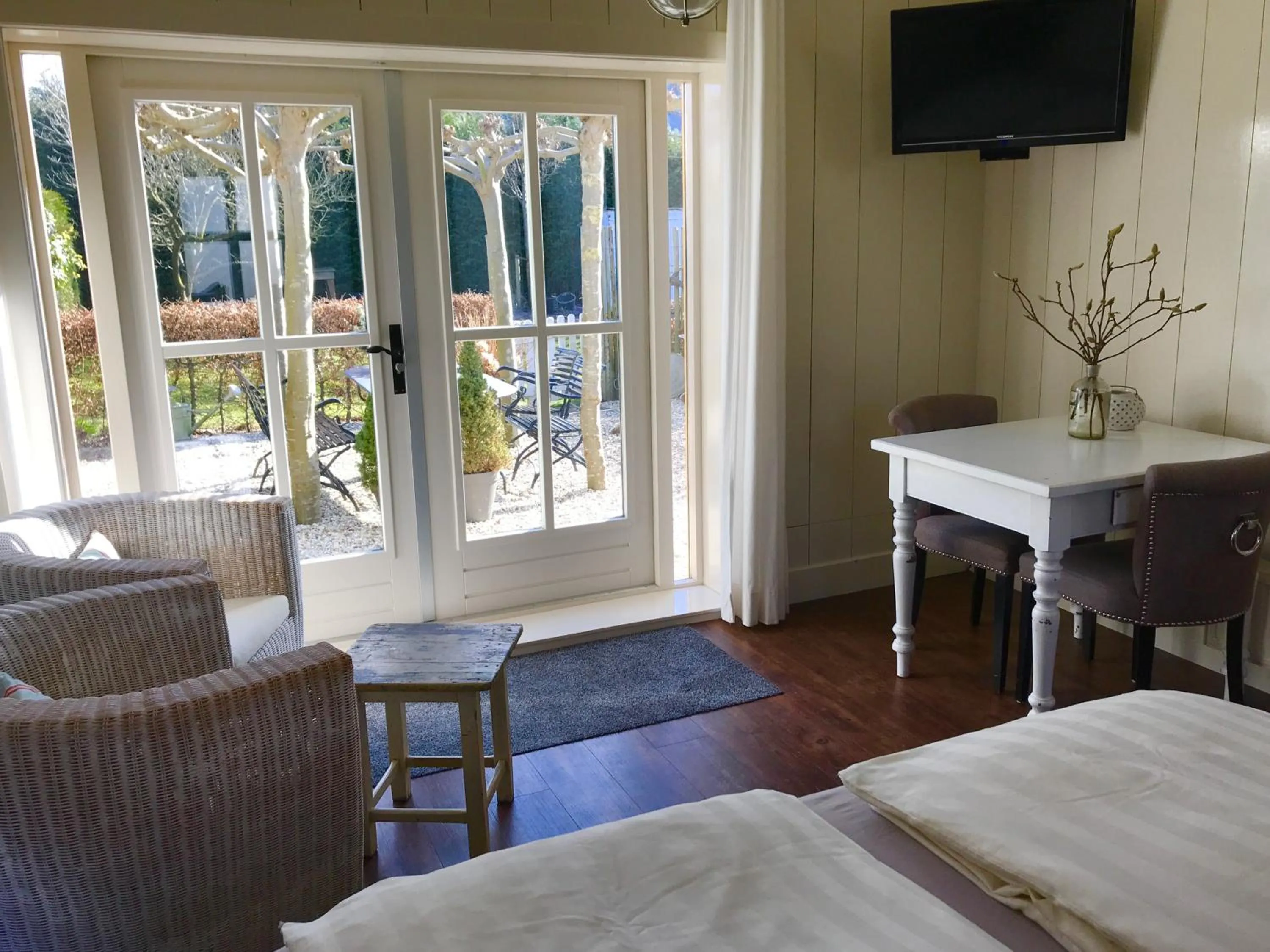 TV and multimedia, Bed in Het Koetshuis