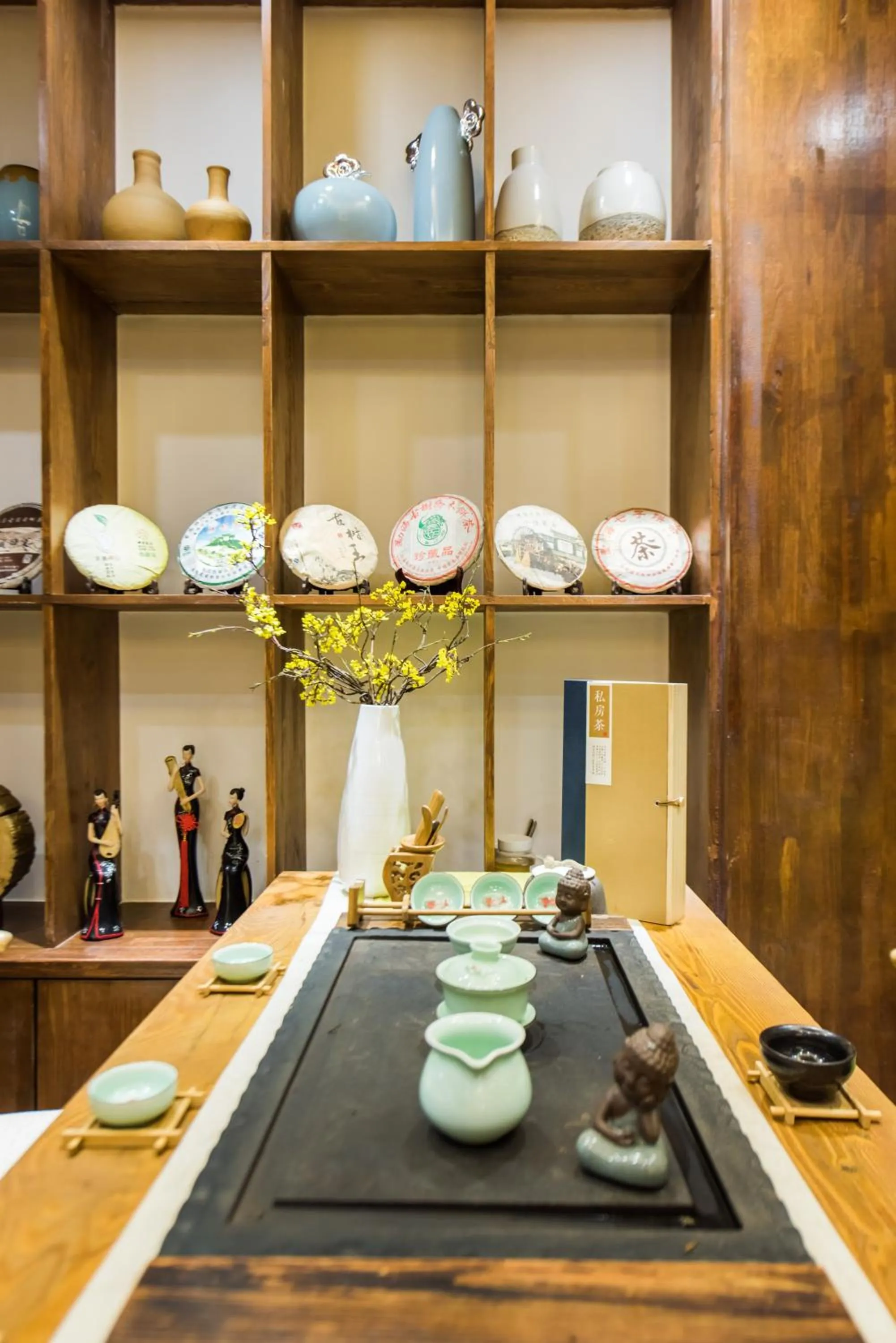 Lounge or bar in Lijiang Yue Tu Inn