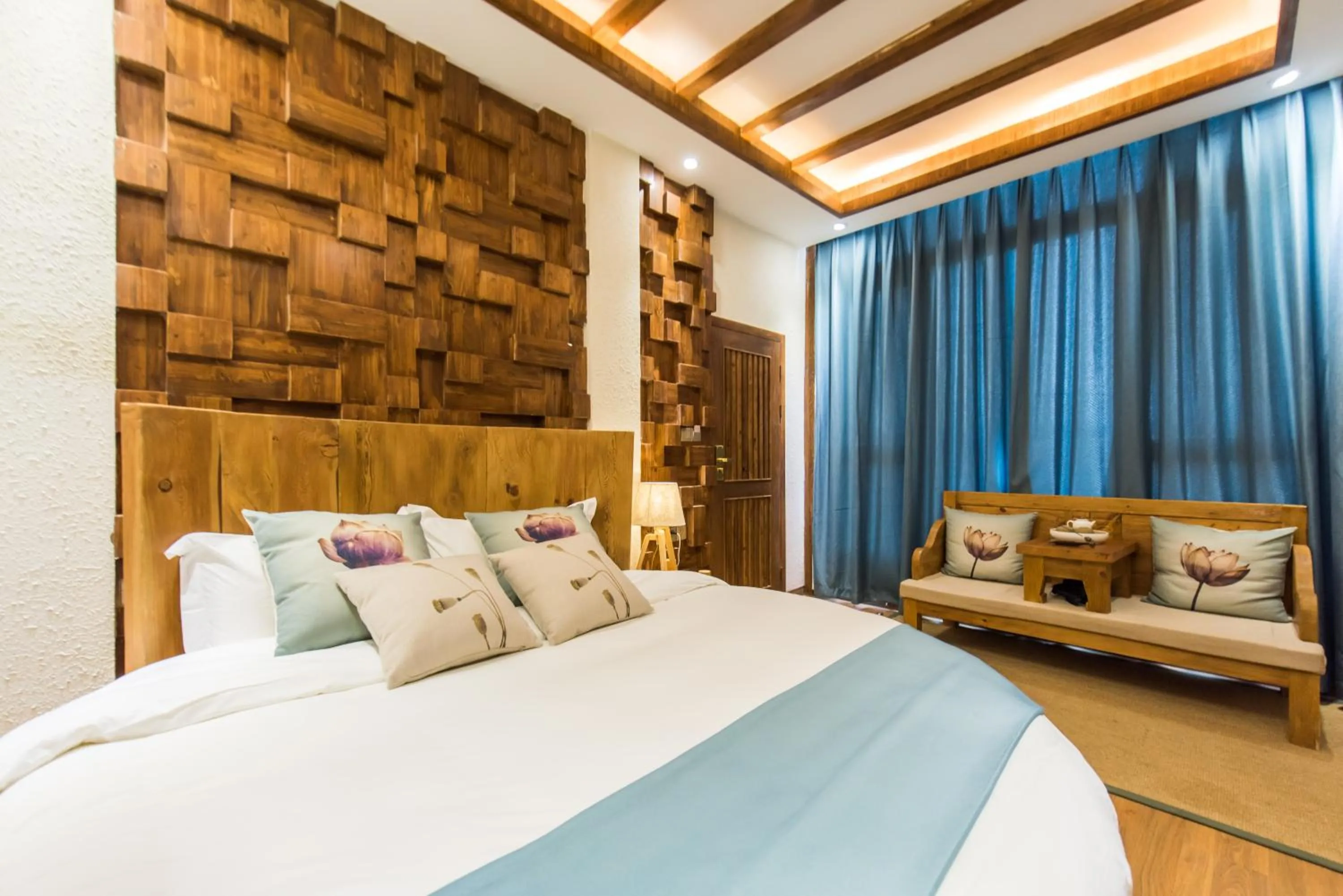 bunk bed, Bed in Lijiang Yue Tu Inn