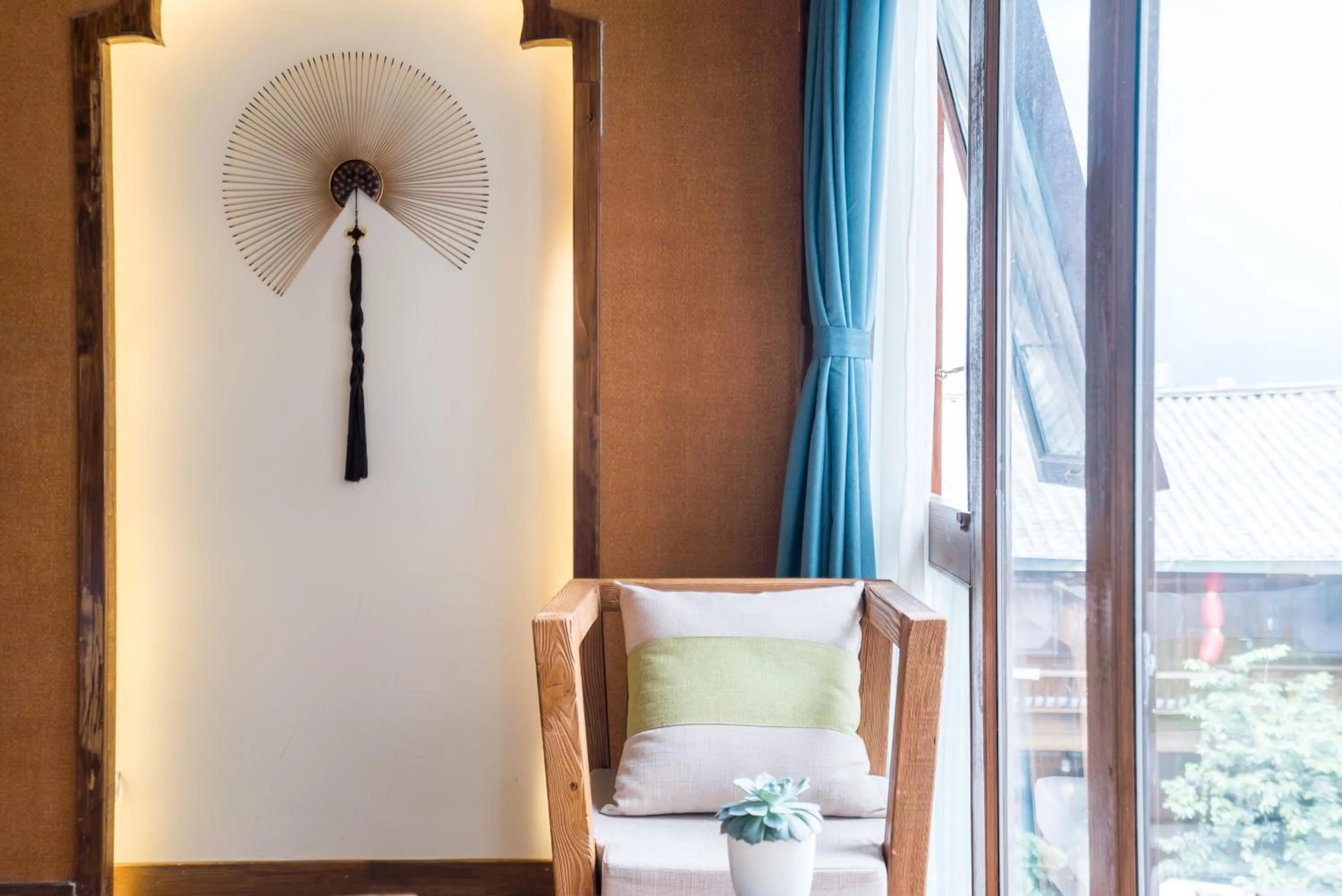 Decorative detail in Lijiang Yue Tu Inn