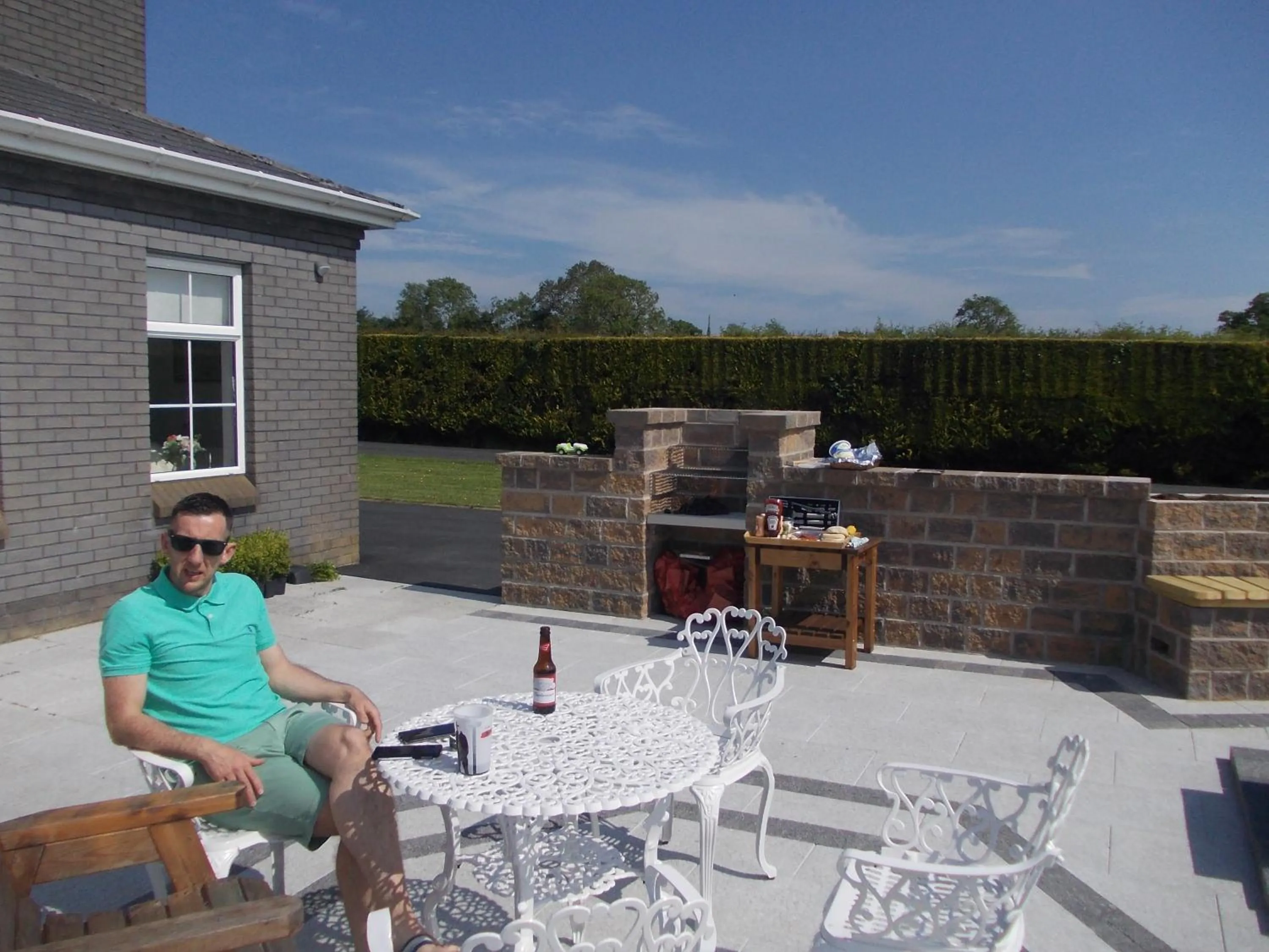 BBQ facilities in Glendaloch B&B