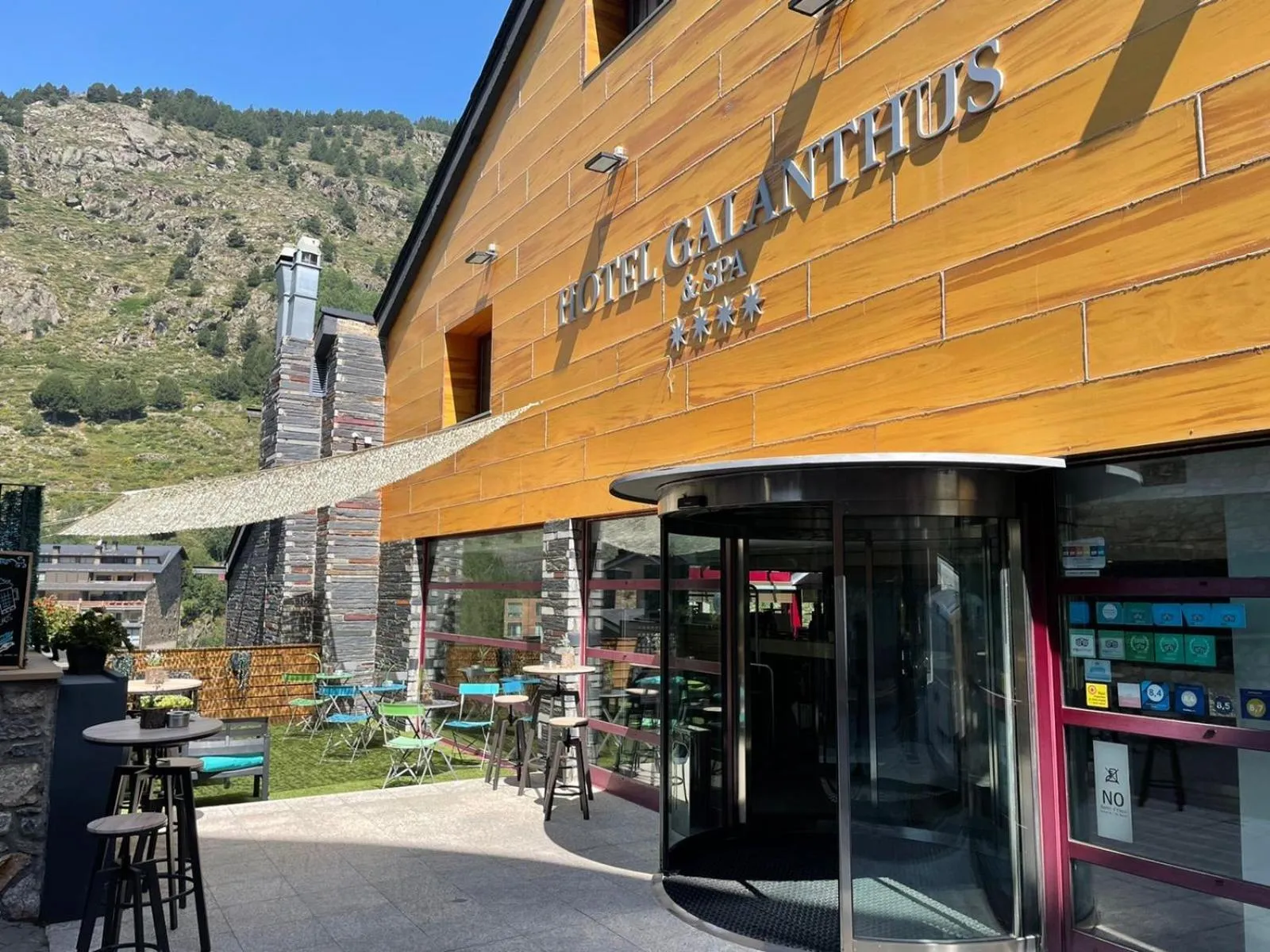 Property building in Wuau! Hotel Galanthus & Spa