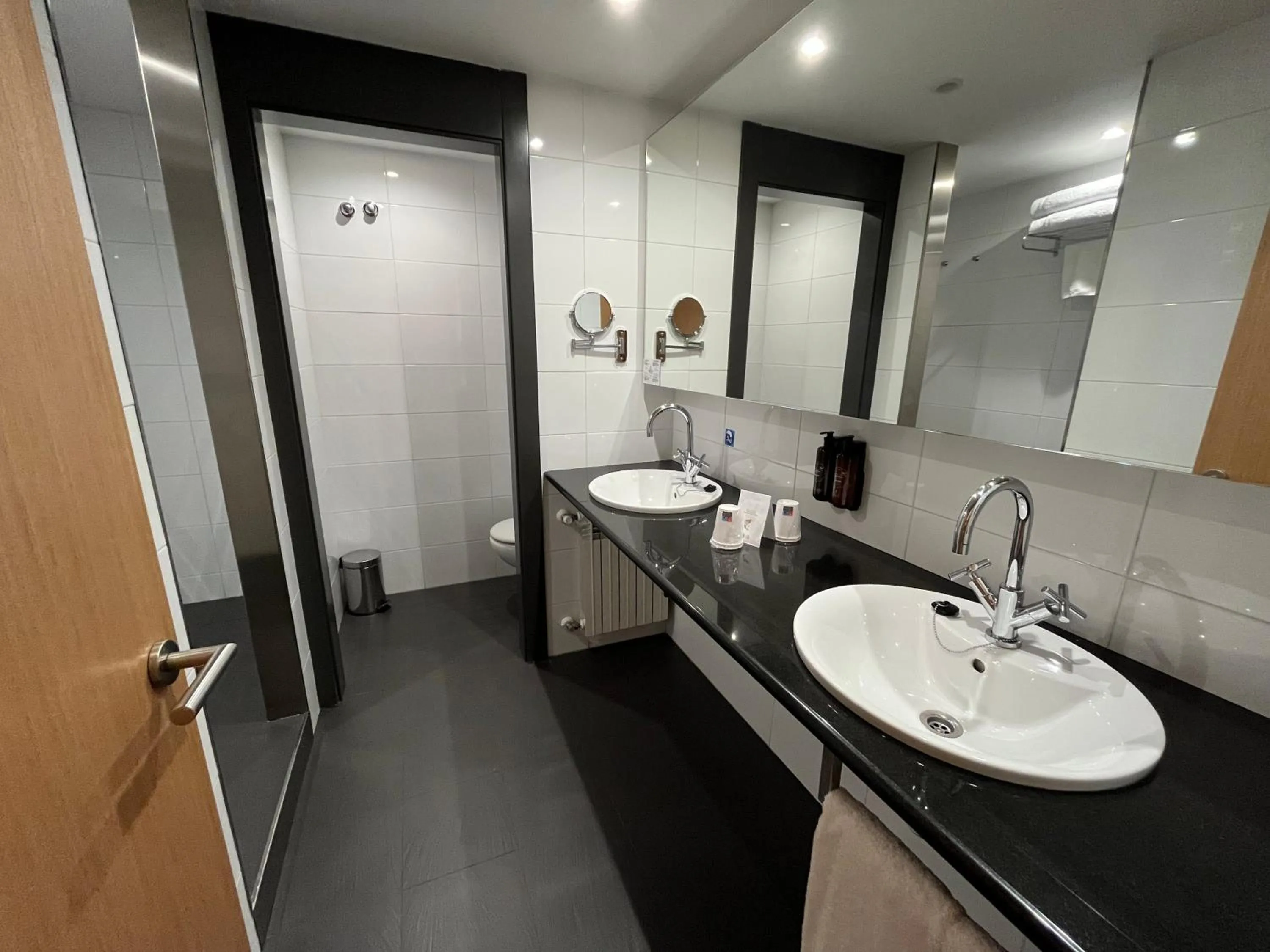 Bathroom in Wuau! Hotel Galanthus & Spa