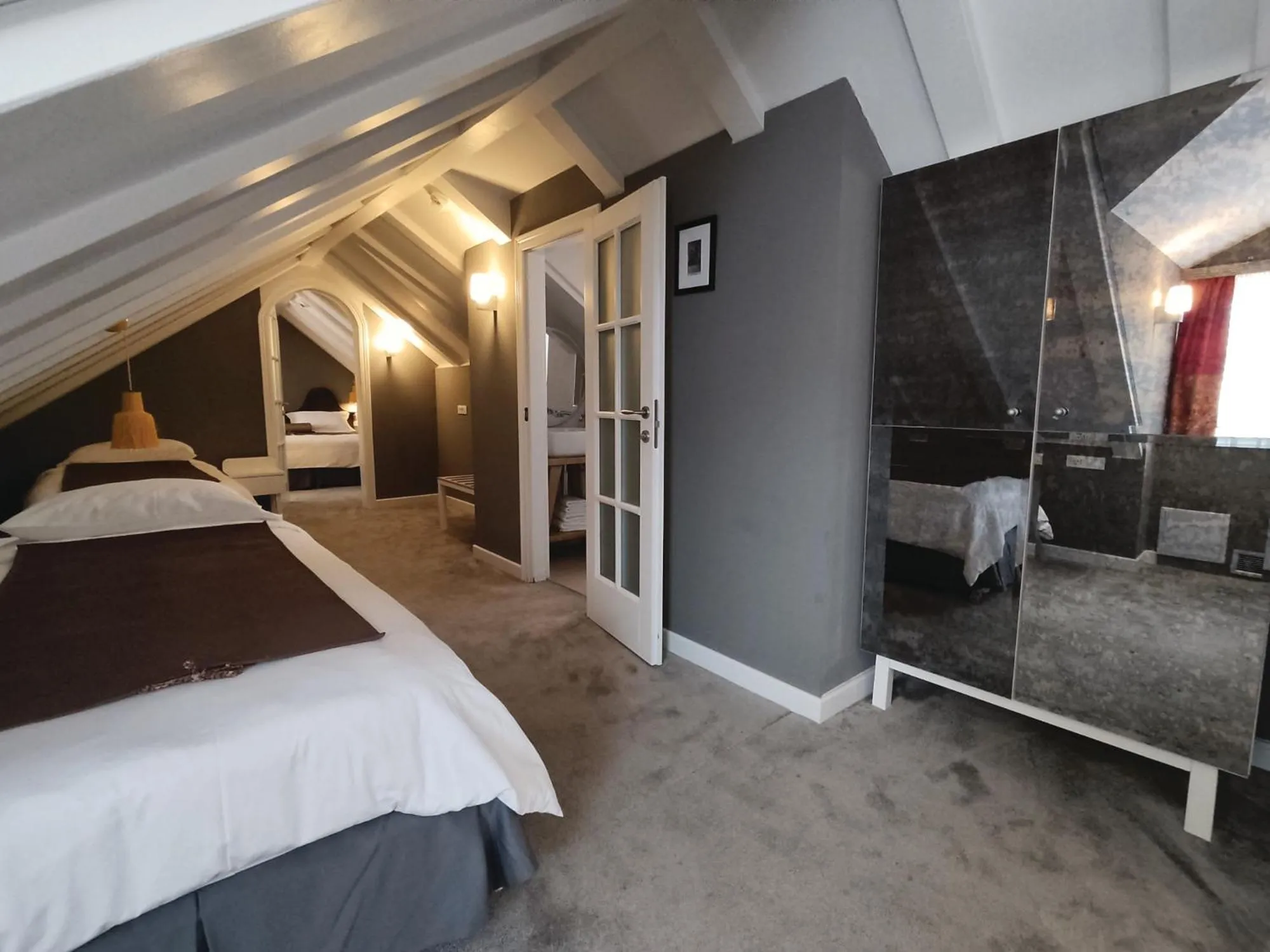 Photo of the whole room, Bed in XII Century Heritage Hotel