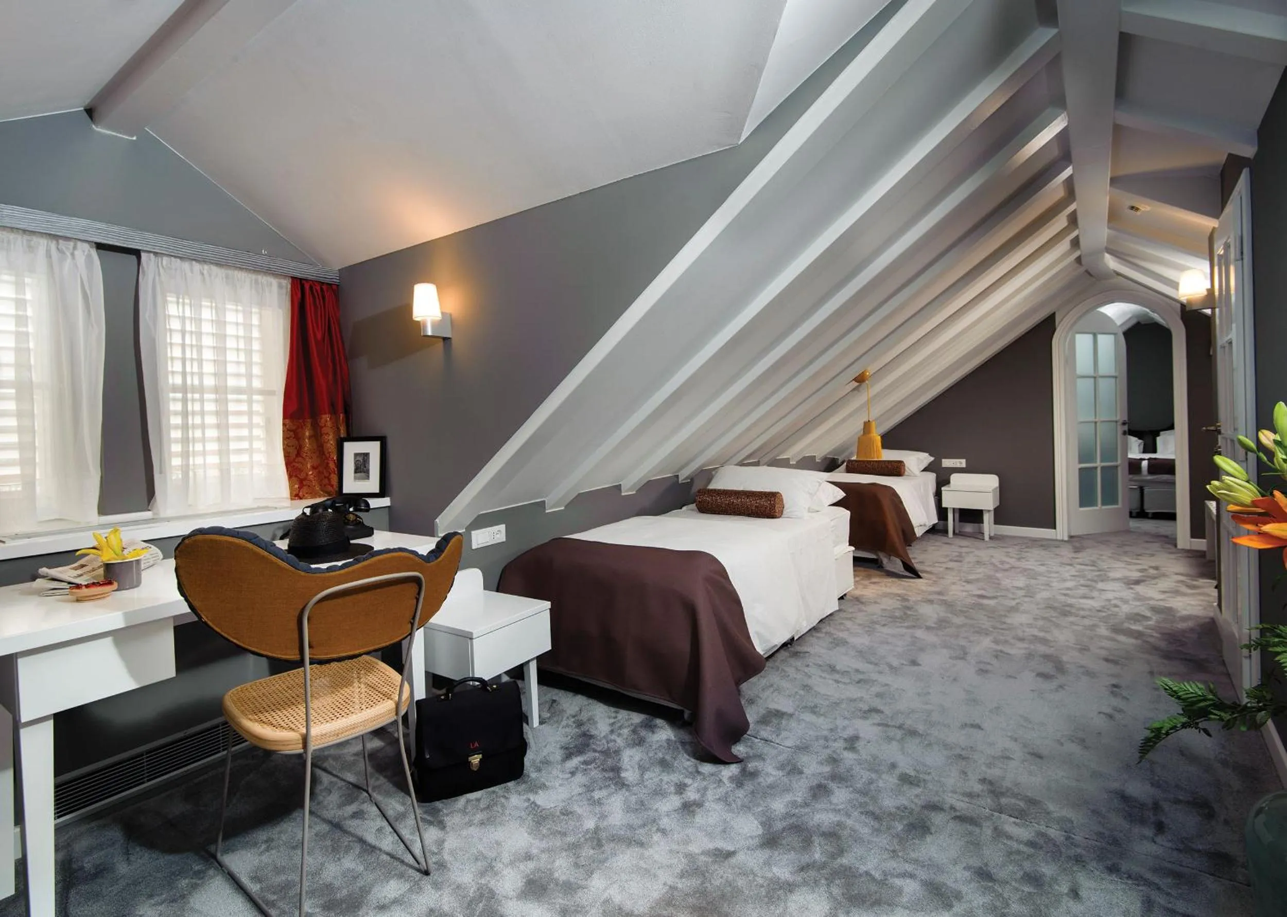 Photo of the whole room, Bed in XII Century Heritage Hotel