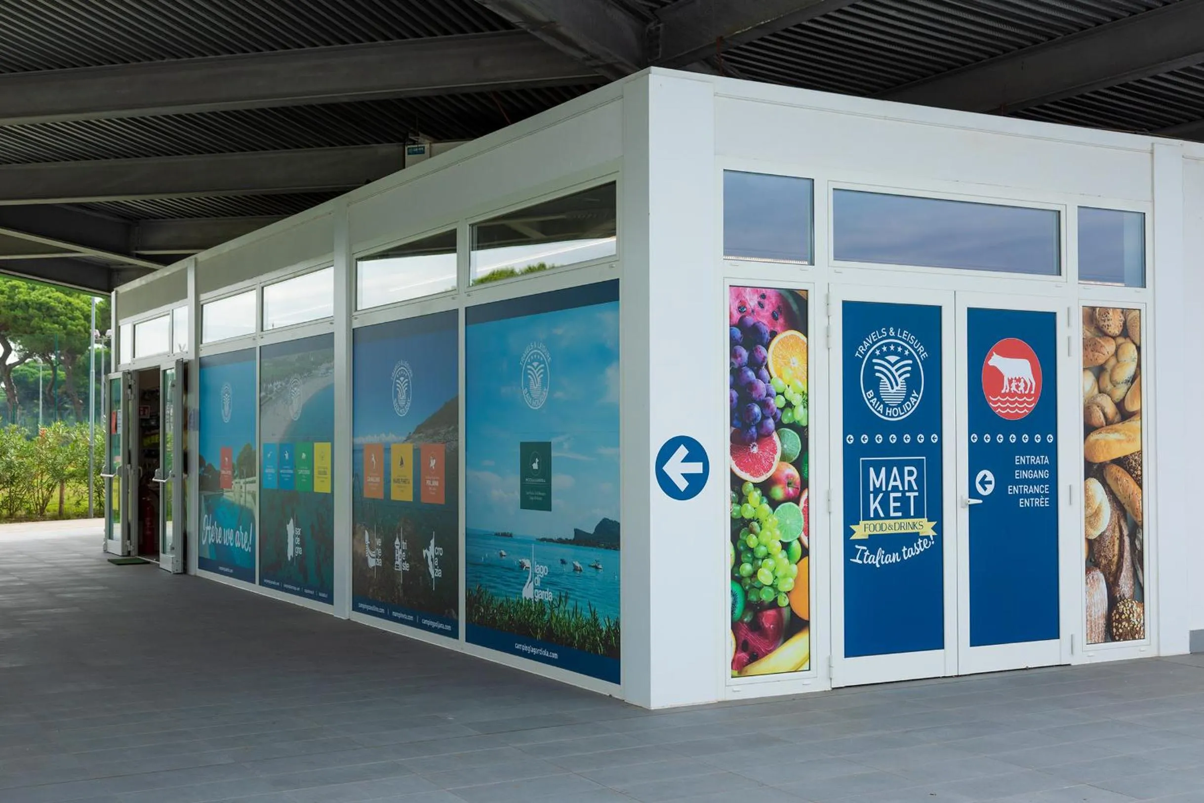 Supermarket/grocery shop in Camping Village Roma Capitol