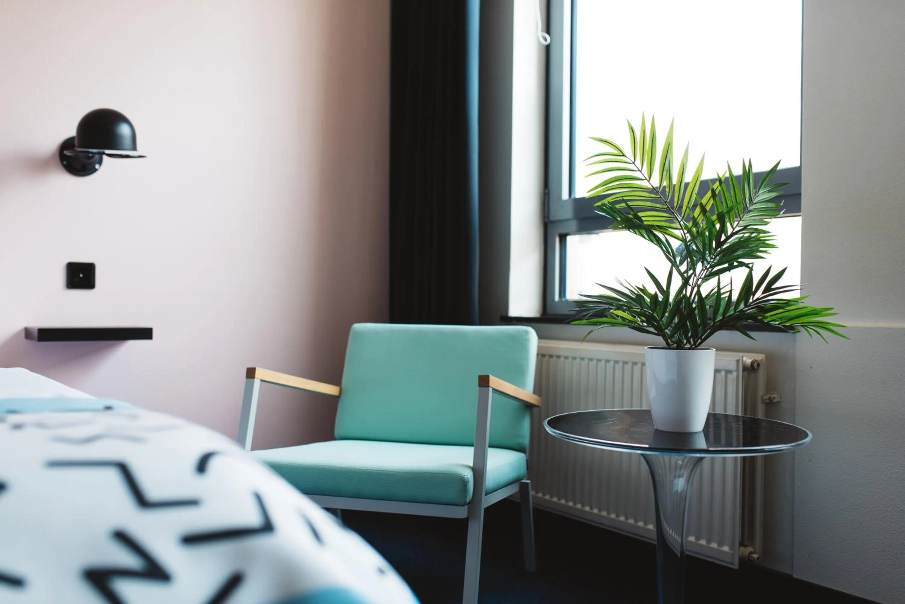 Seating area, Bed in The Dutch Maastricht