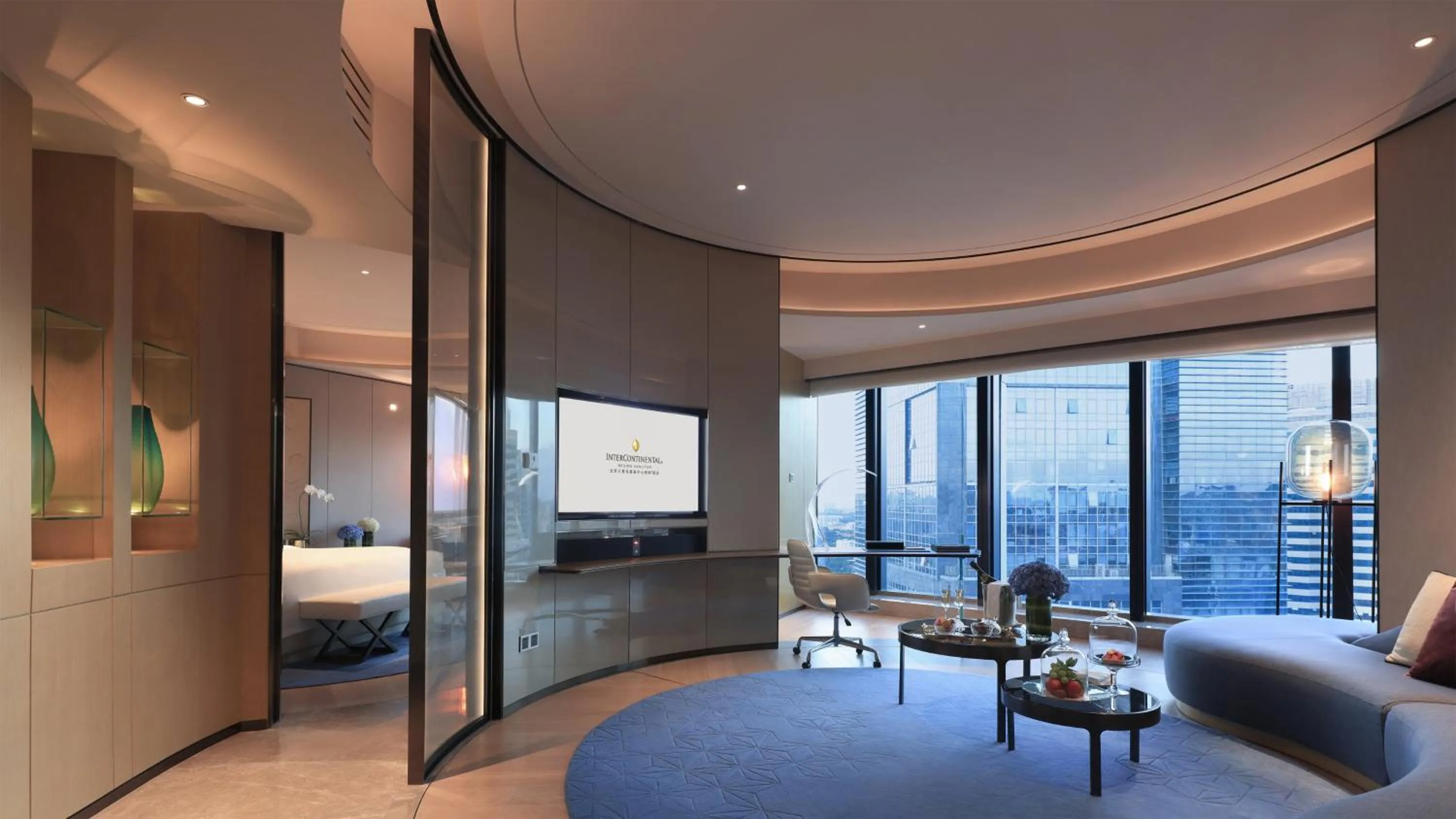 Photo of the whole room, Bed in InterContinental Beijing Sanlitun by IHG