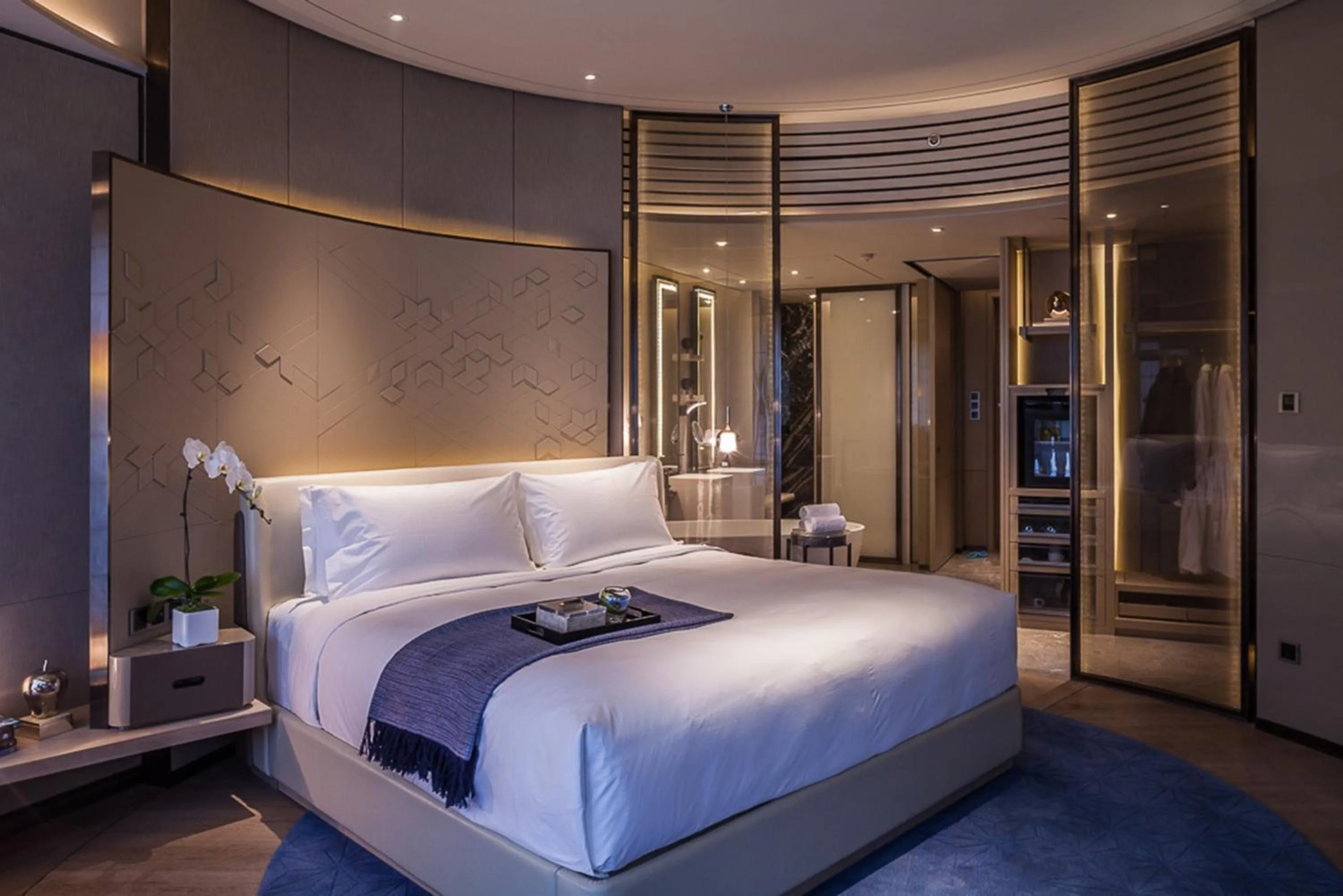Photo of the whole room, Bed in InterContinental Beijing Sanlitun by IHG