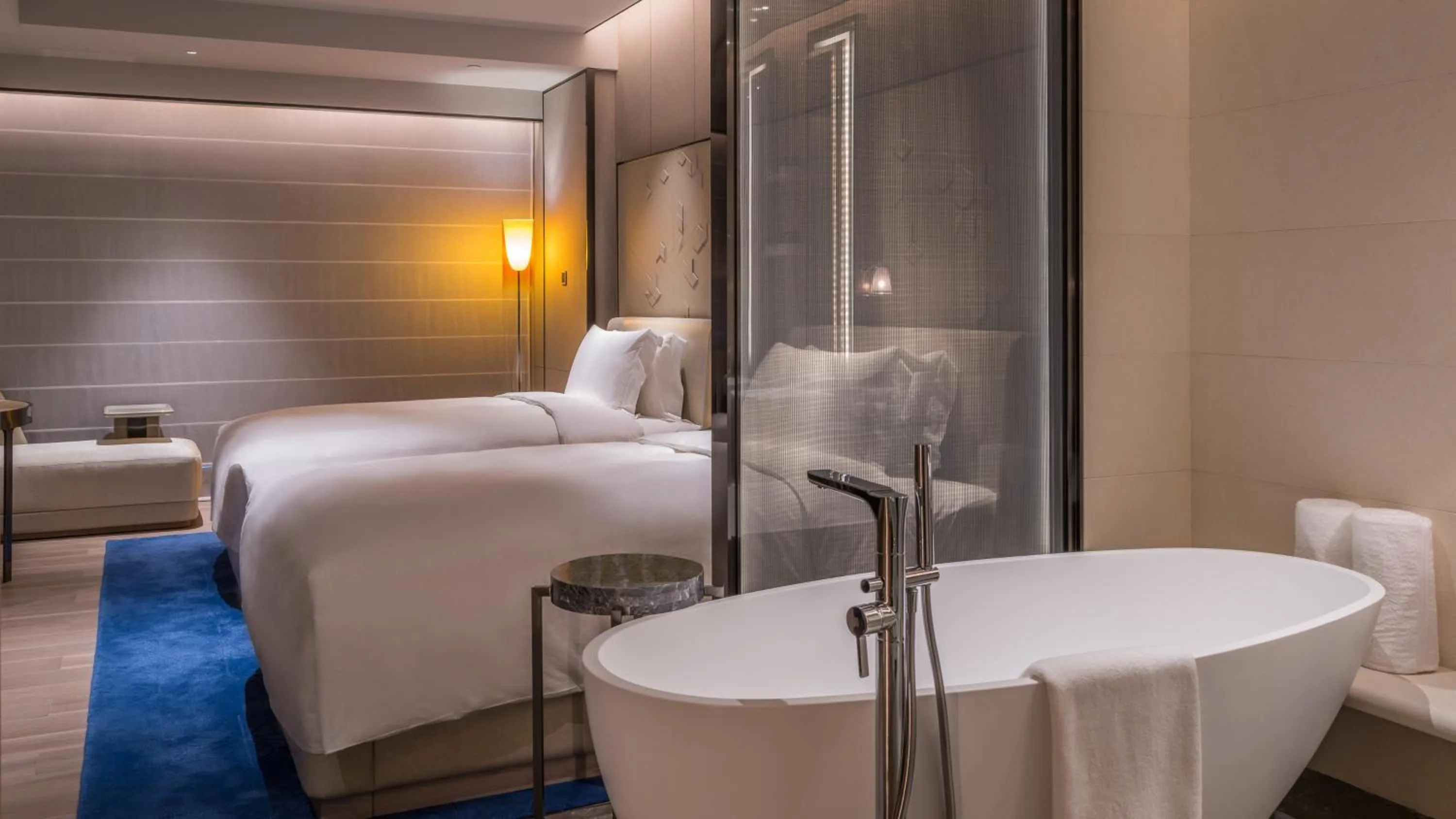 Hot Tub, Bed in InterContinental Beijing Sanlitun by IHG
