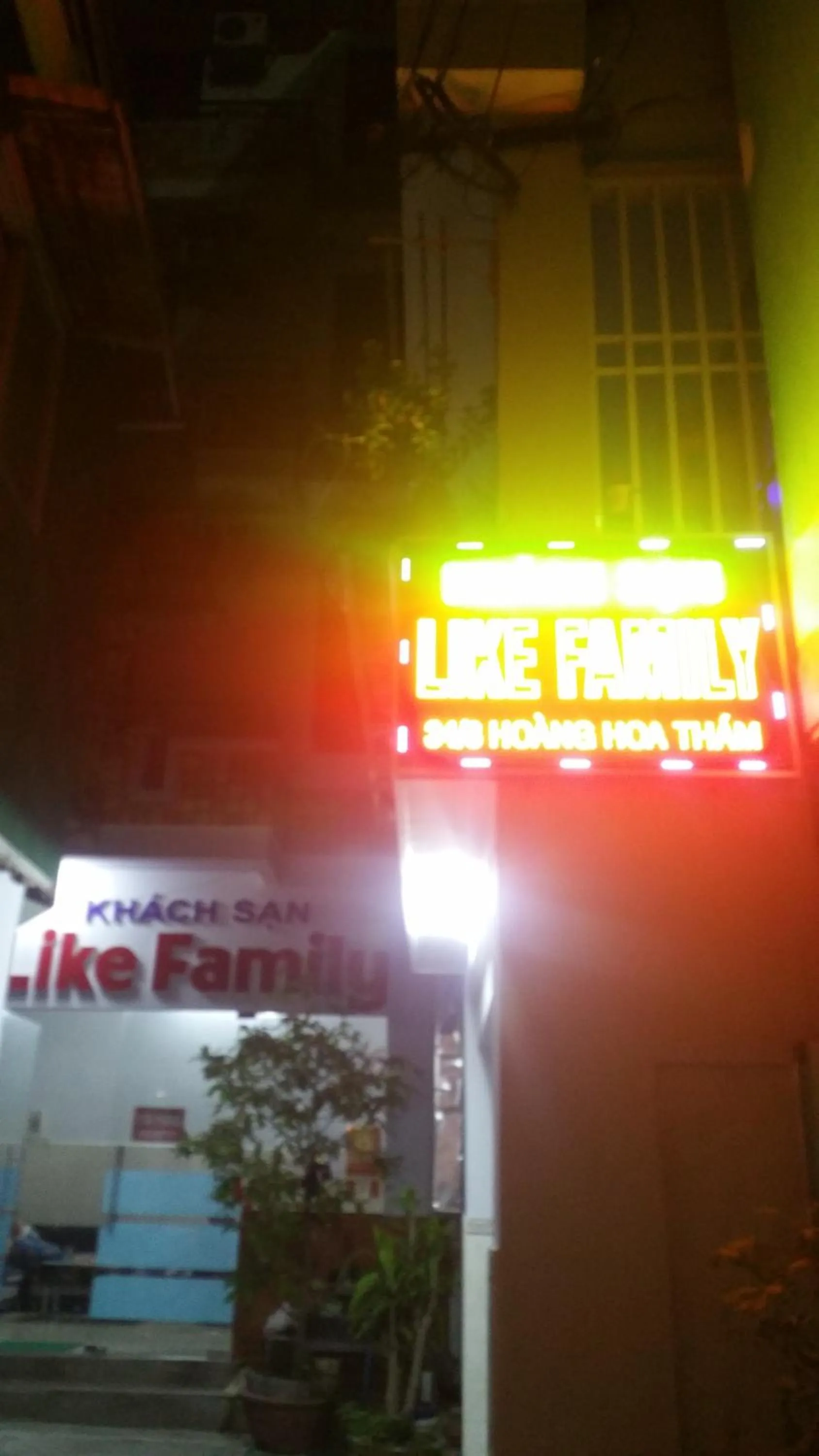 Facade/entrance in Like Family Hotel