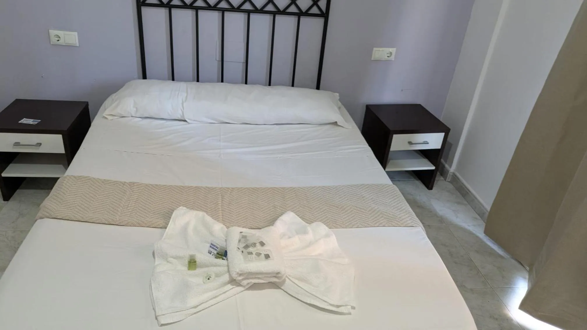 Bed in Hostal Europa
