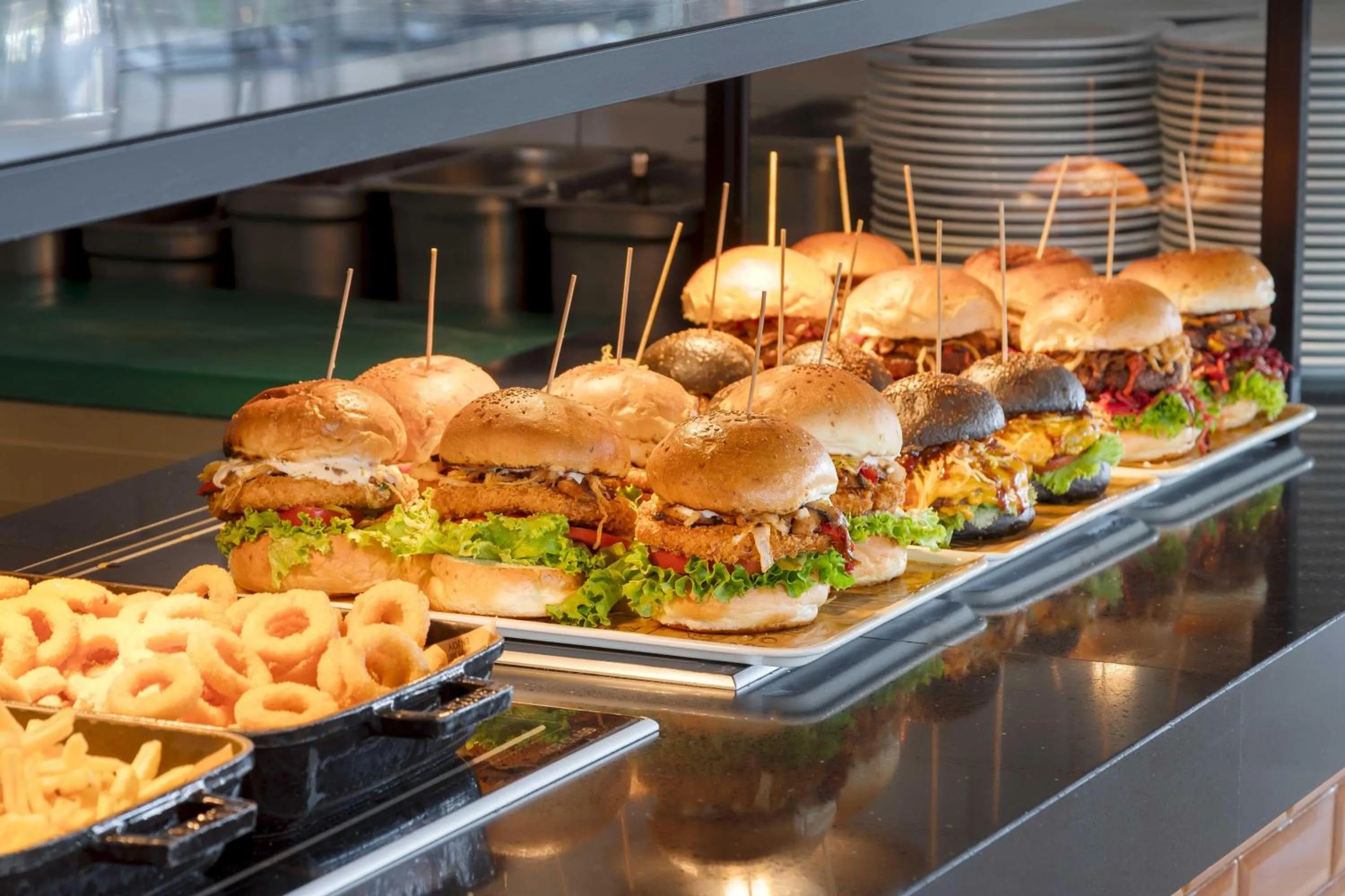 Restaurant/places to eat in Kirman Belazur Resort & Spa