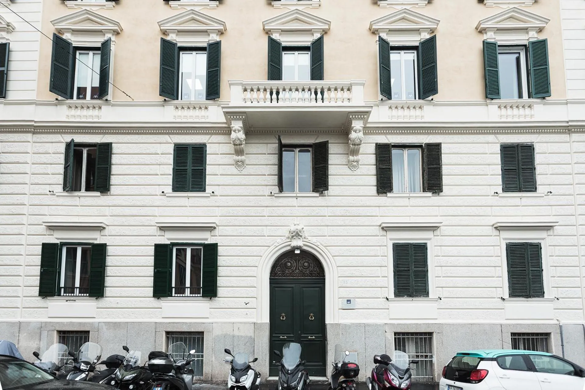 Property building in Vaticano Luxury Guest House