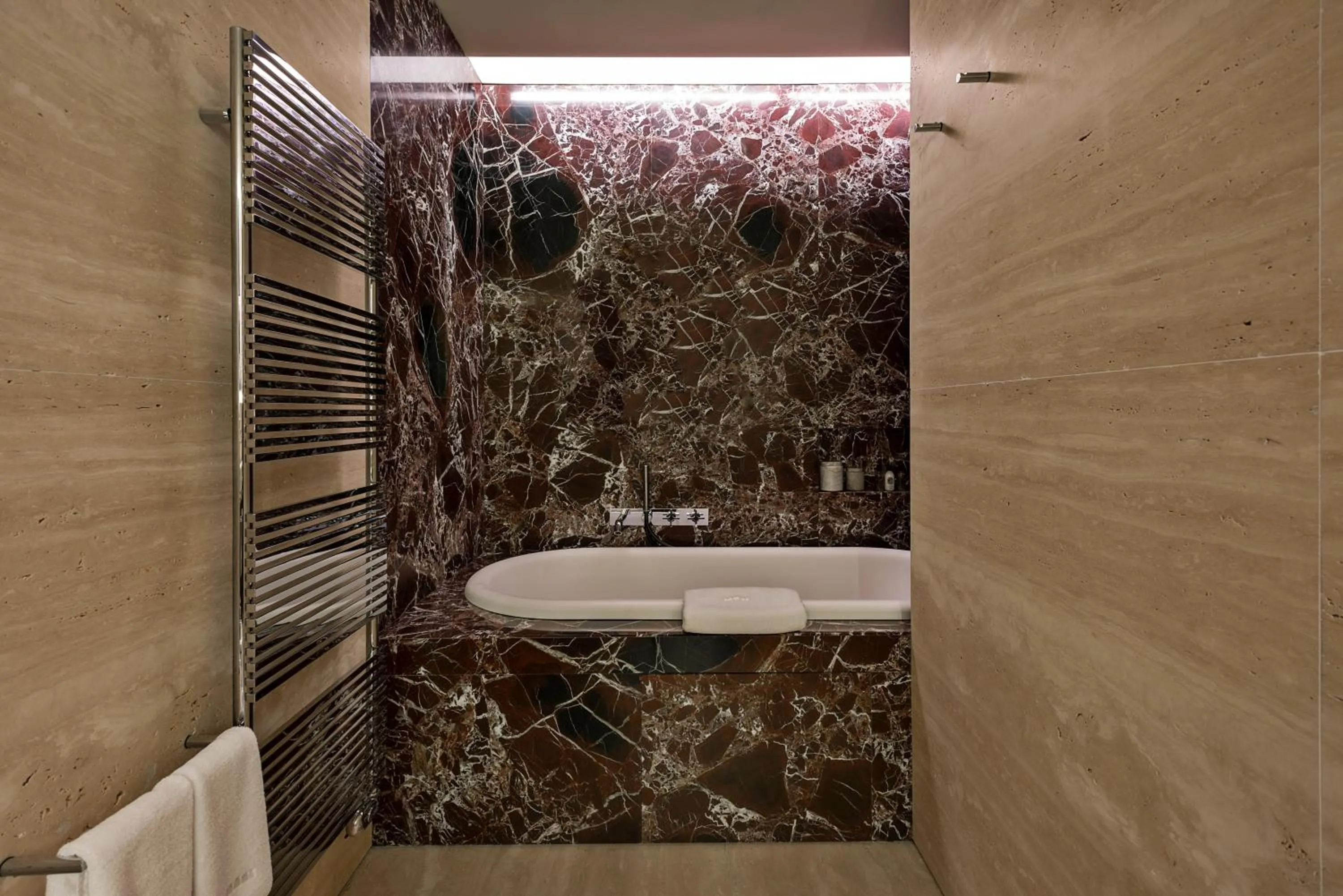 Bathroom in Fendi Private Suites - Small Luxury Hotels of the World