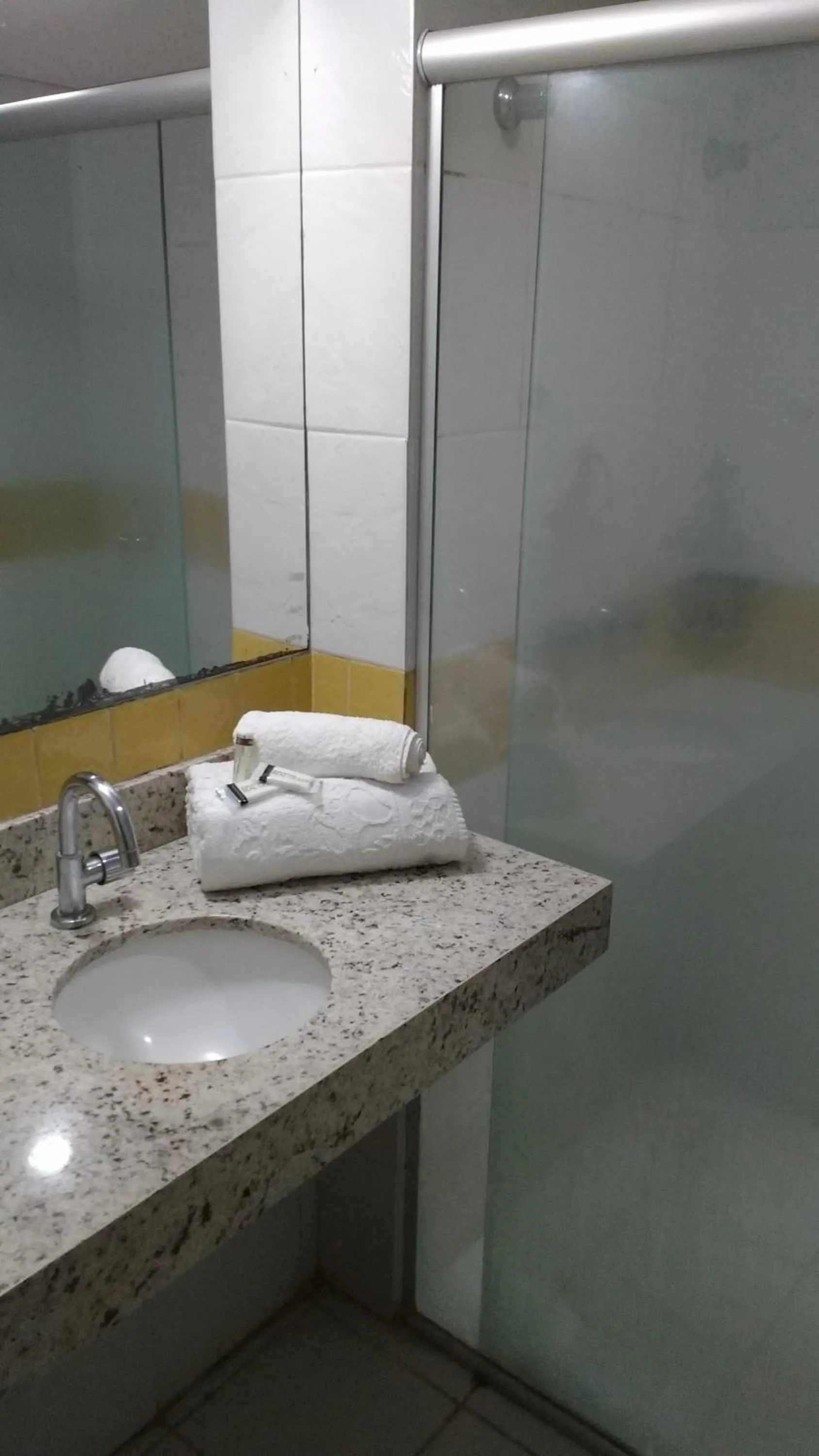 Bathroom in Pipa's Bay Apartamentos