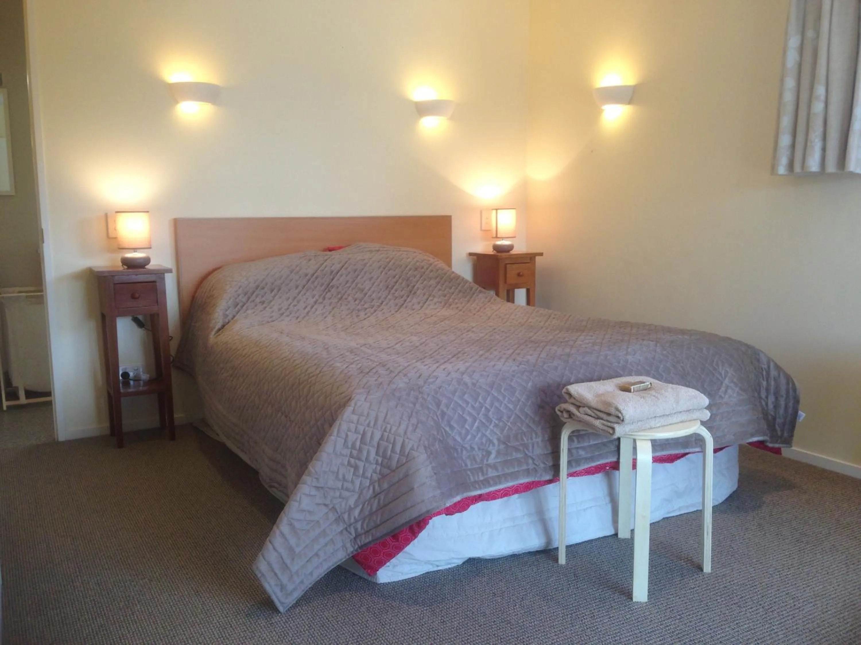 Bed in Sleep on the Steepest Street in the World!