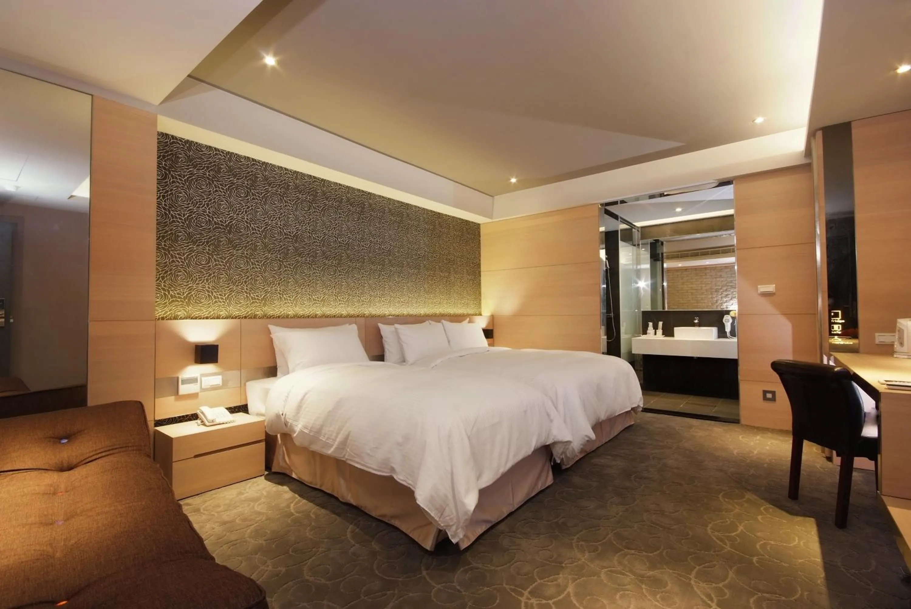 bunk bed, Bed in Guest Hotel