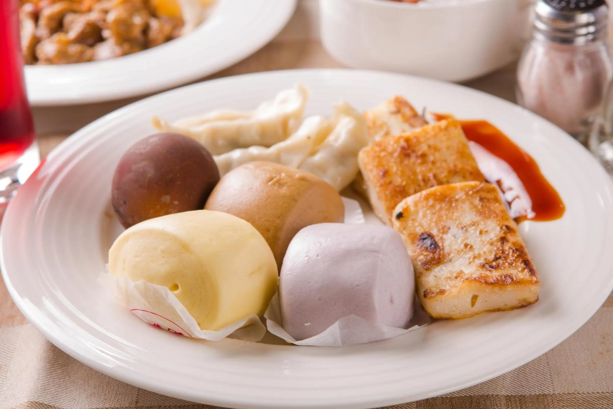 Buffet breakfast in Shui Sha Lian Hotel