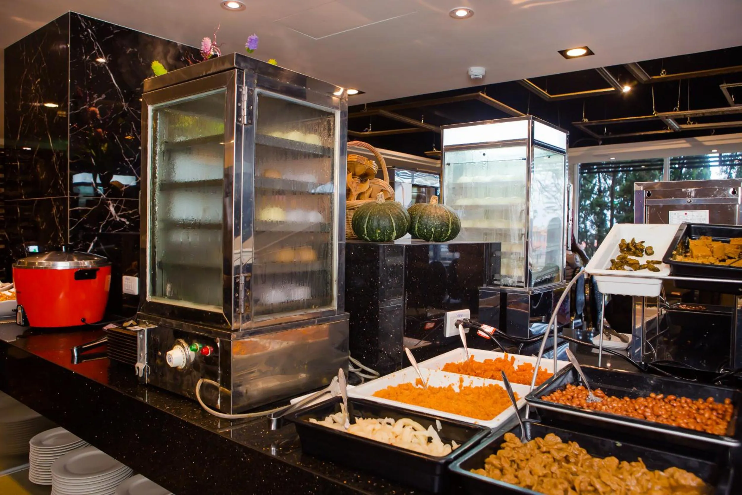 Buffet breakfast in Shui Sha Lian Hotel